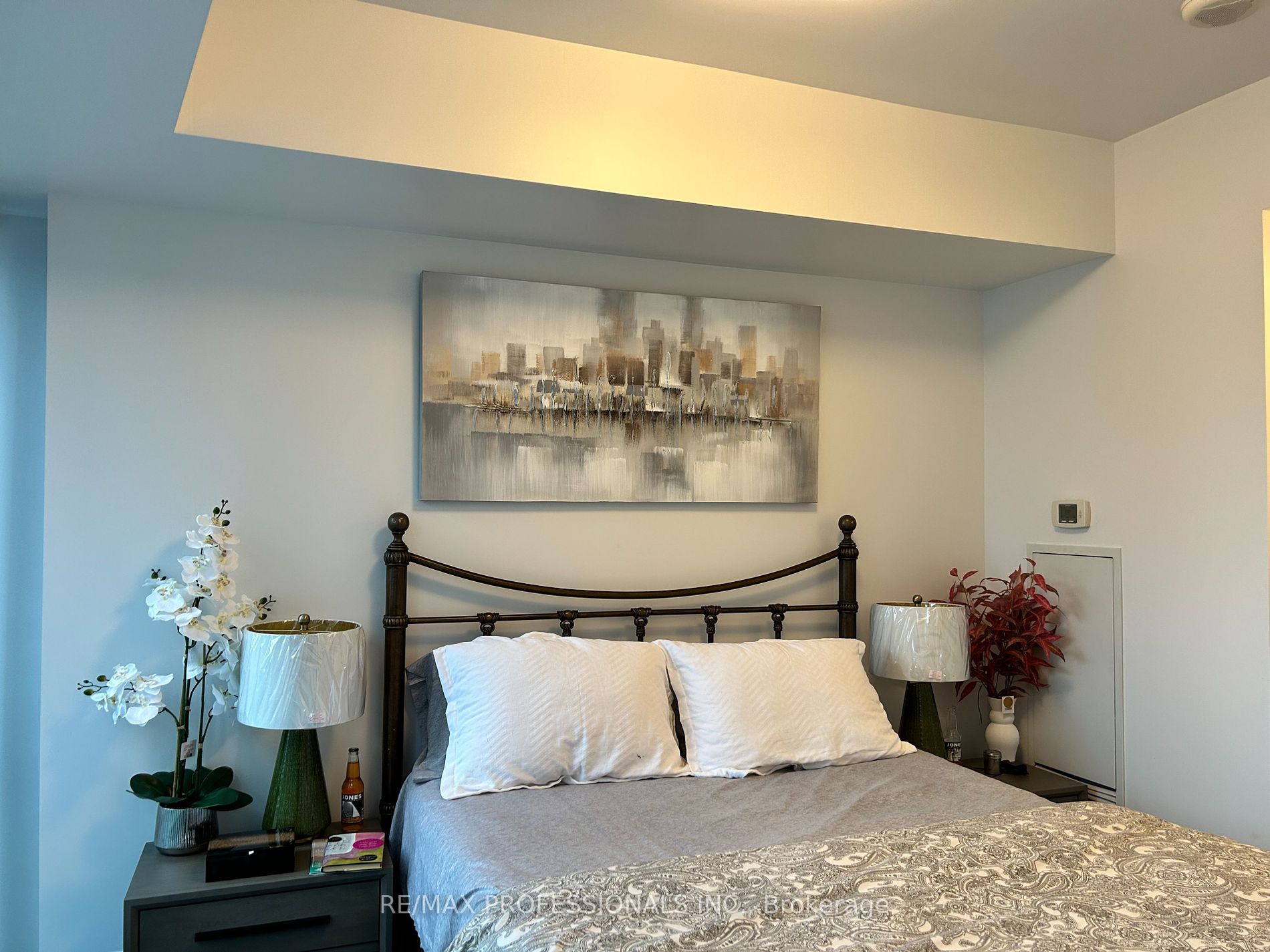 12 York Street #2503