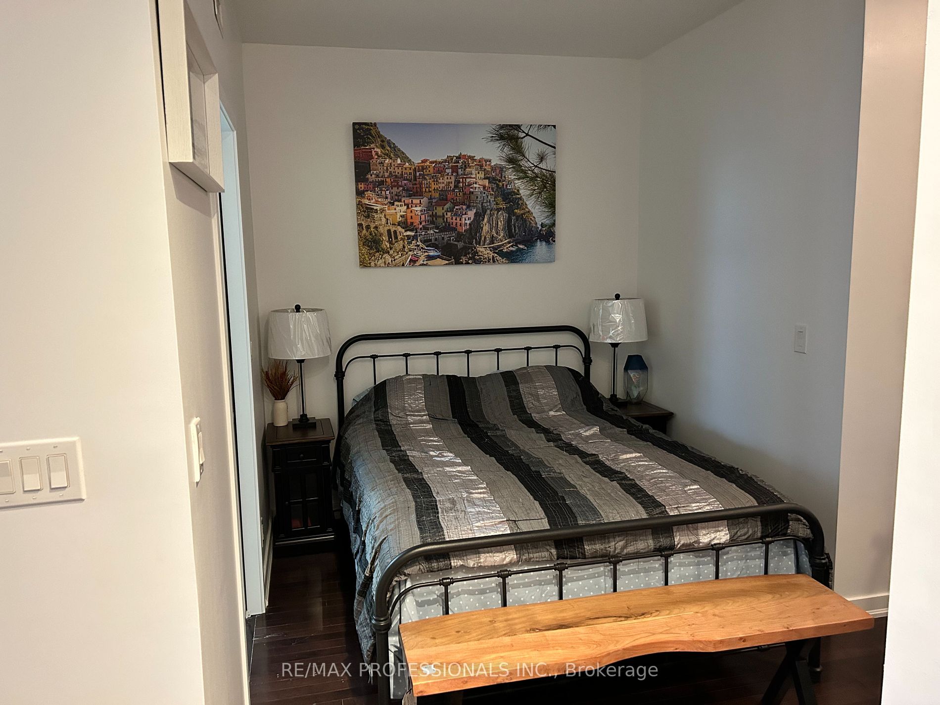 12 York Street #2503