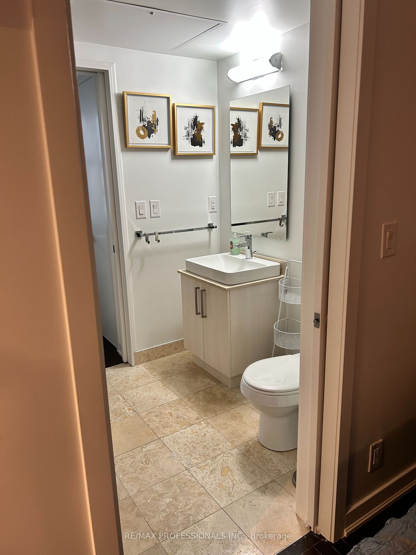 12 York Street #2503