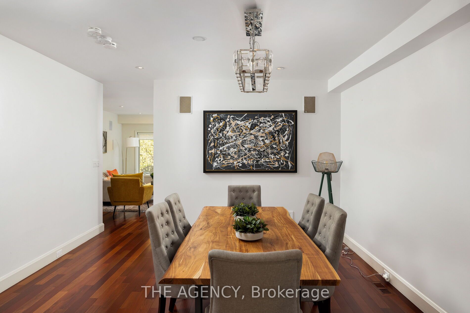 313 Glen Rd
