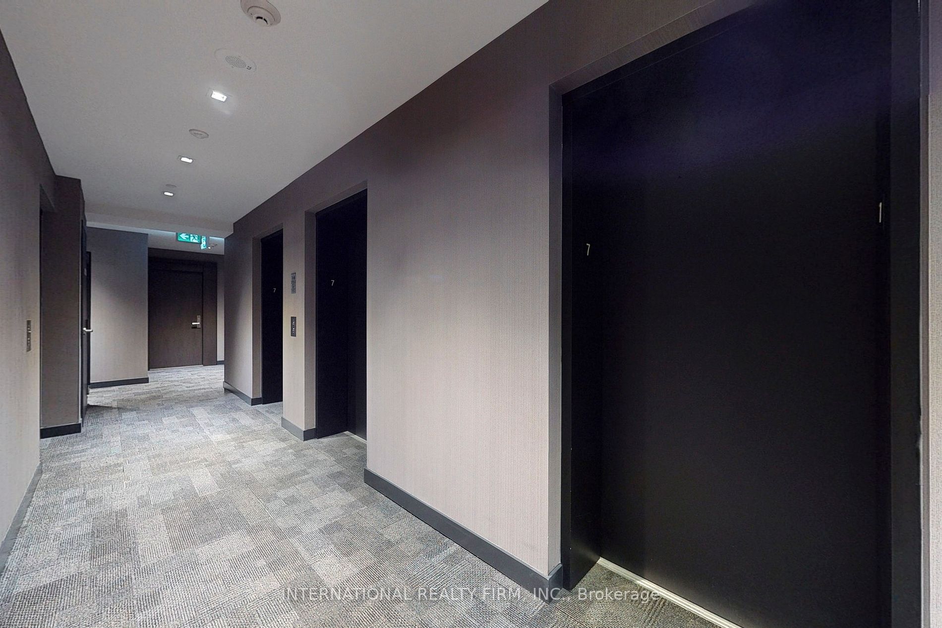 1 Yorkville Ave, #710