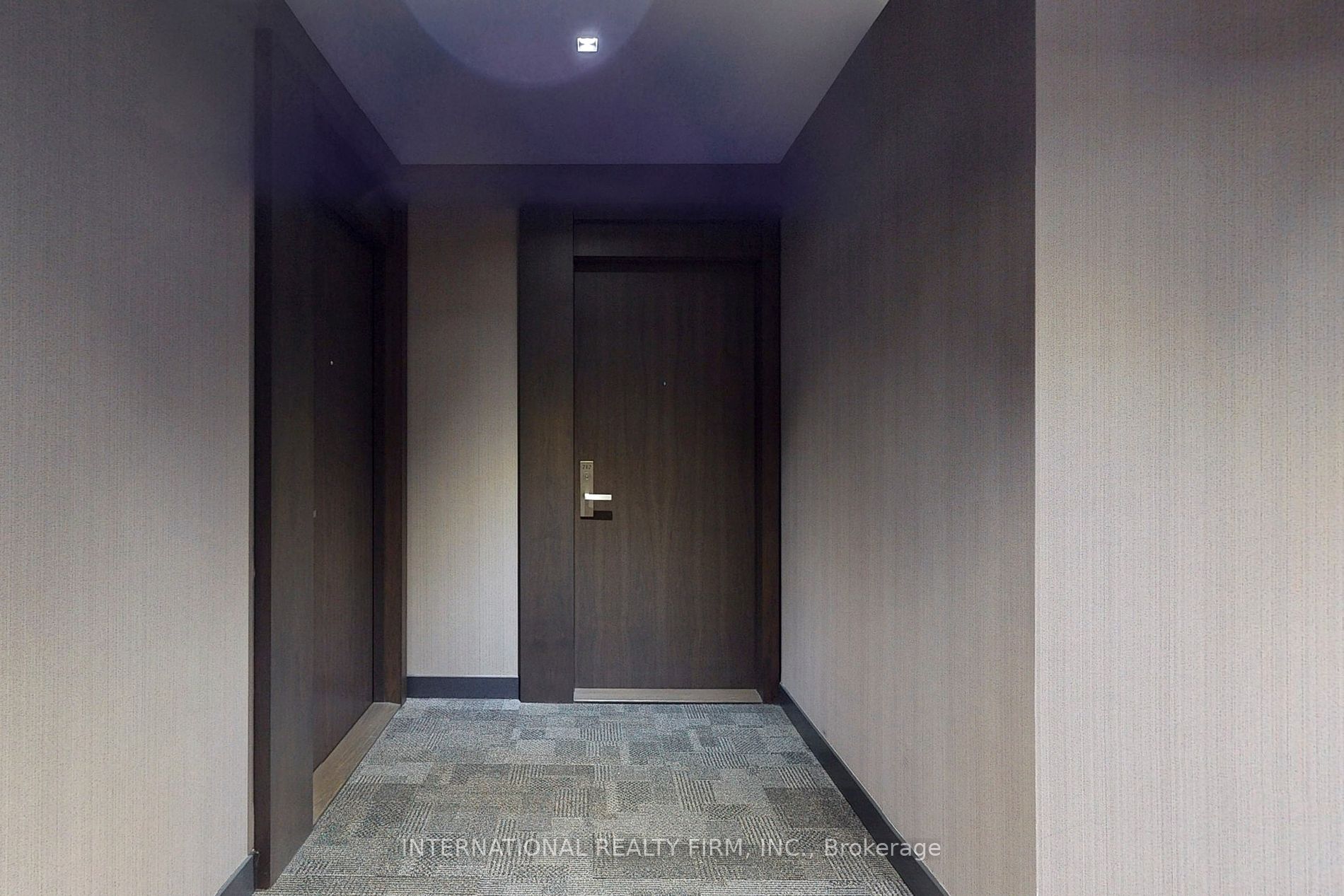 1 Yorkville Ave, #710
