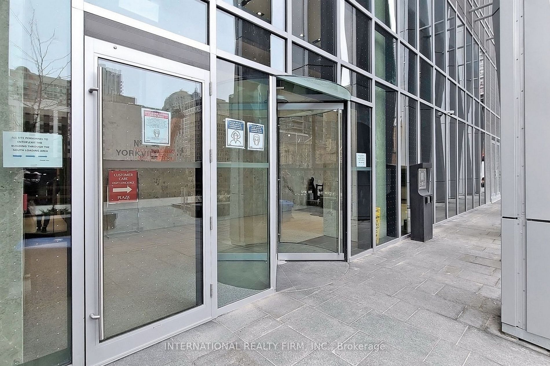 1 Yorkville Ave, #710