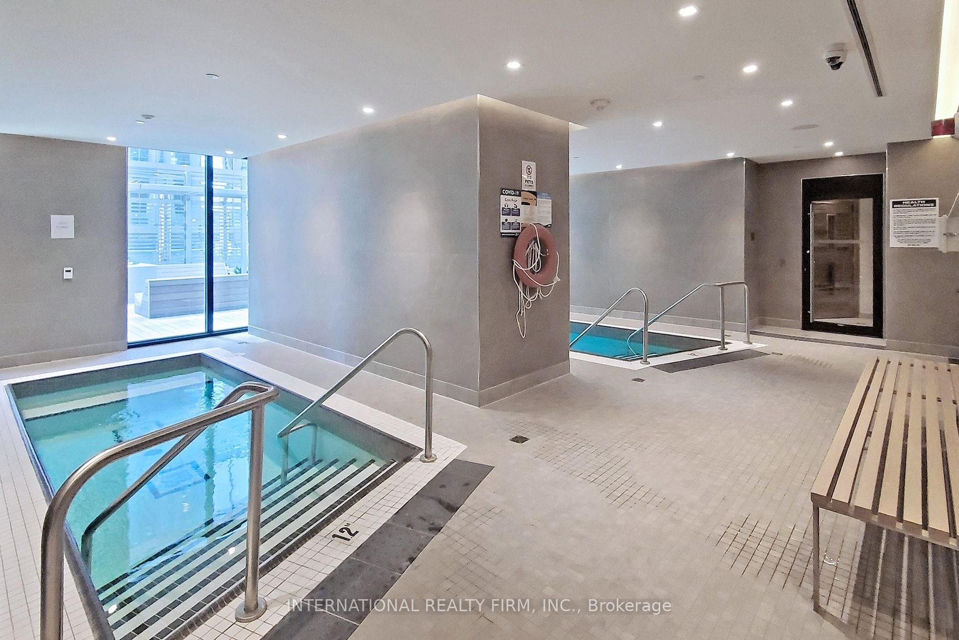 1 Yorkville Ave, #710