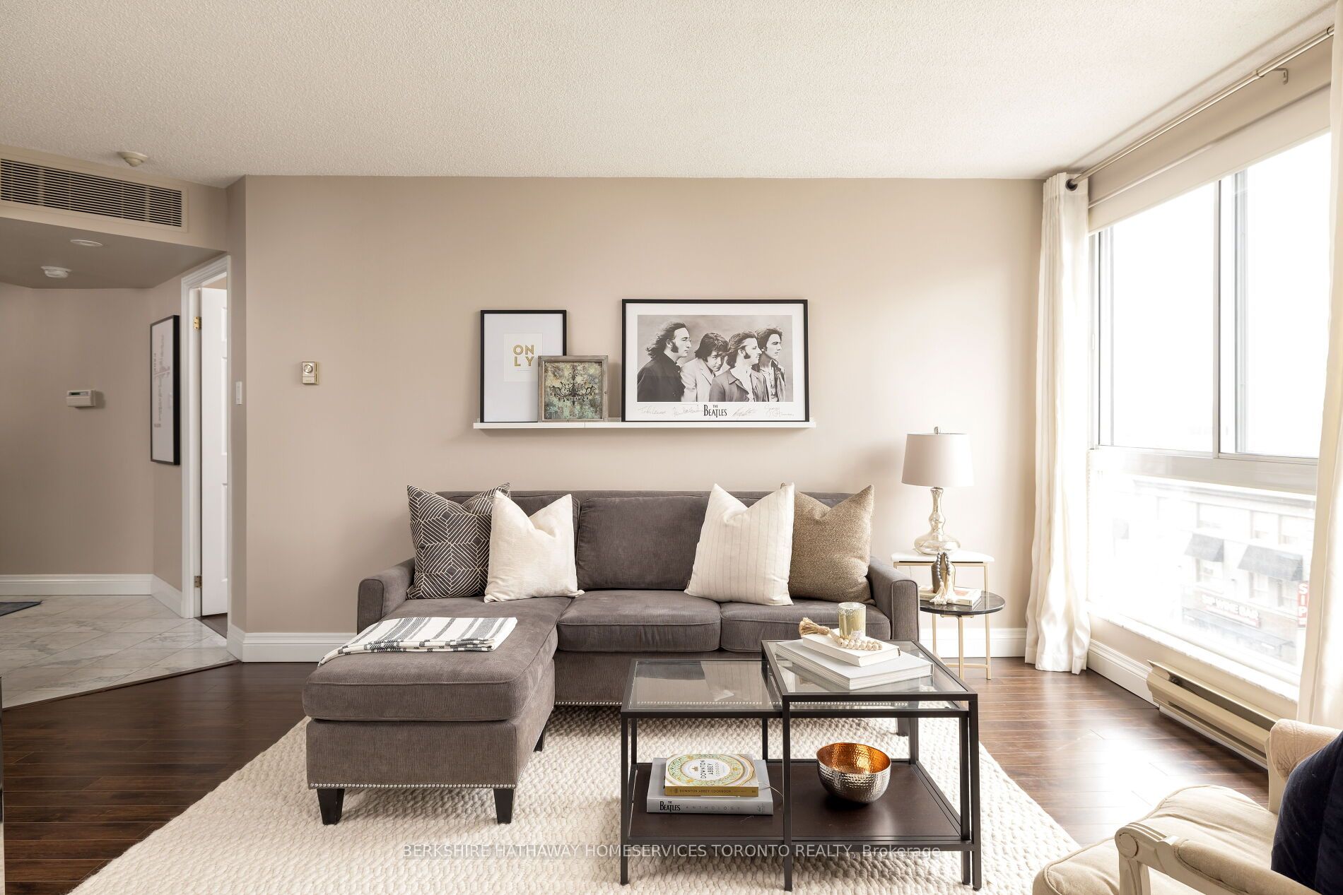 7 Broadway Ave, #503