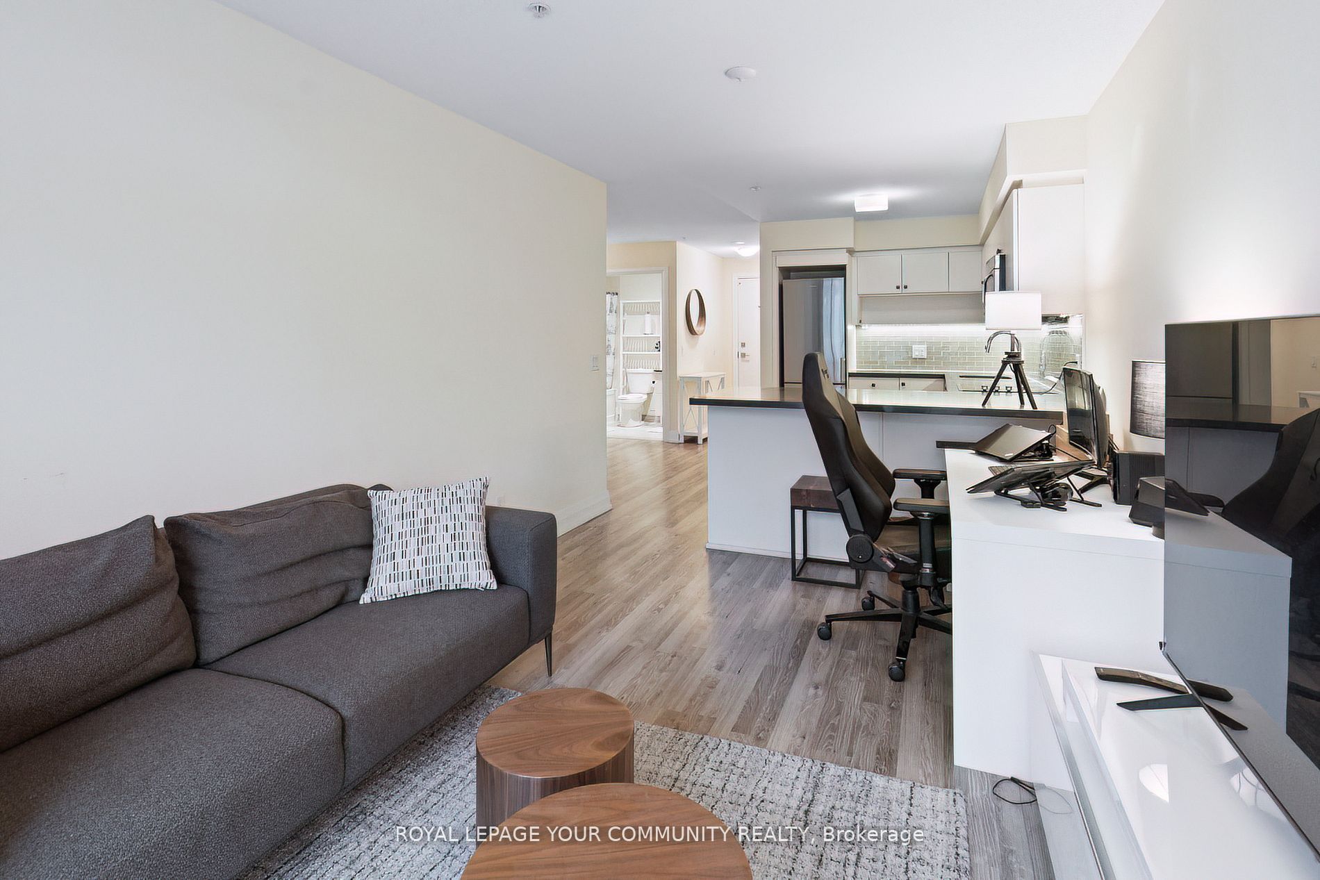 555 Wilson Ave, #E605