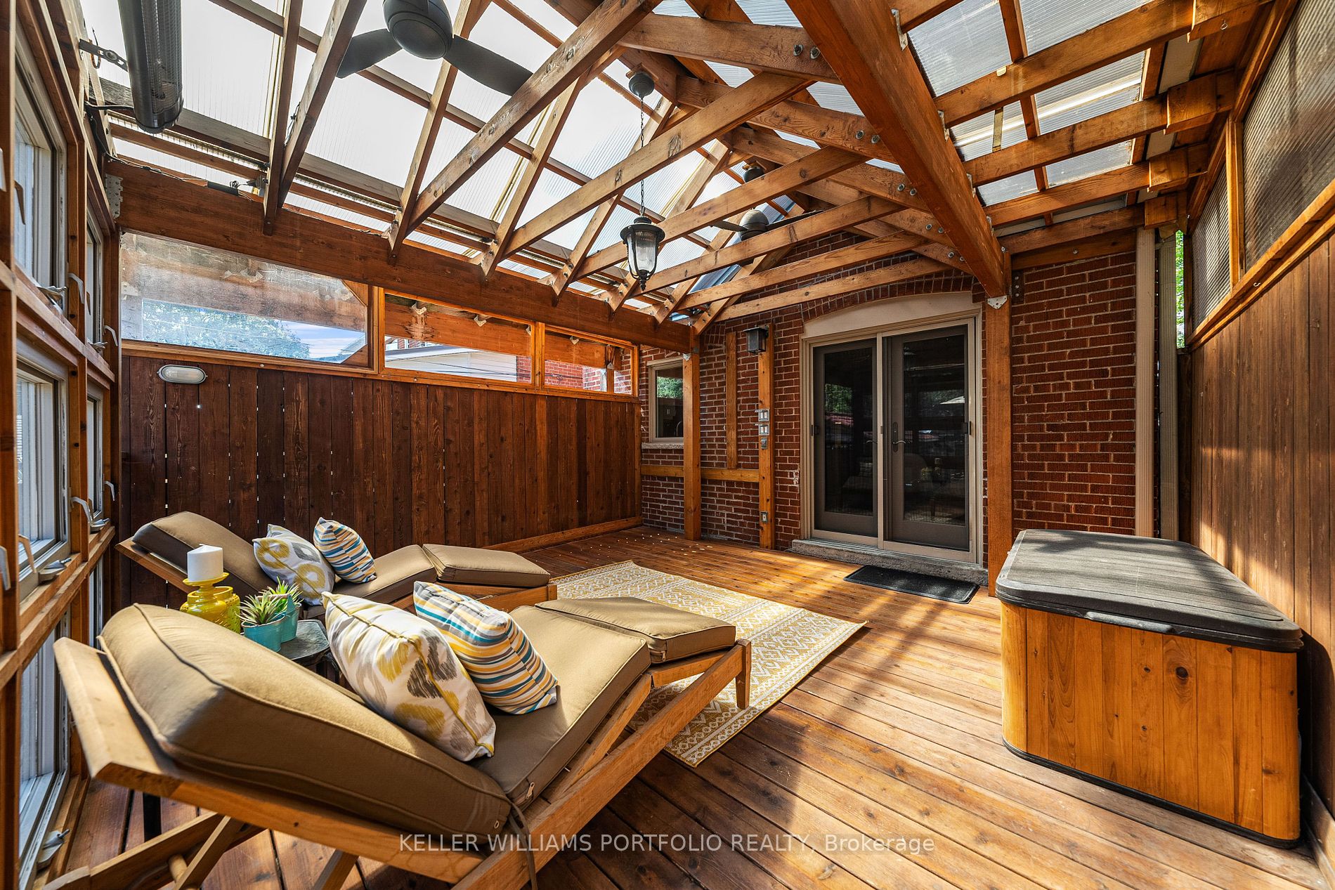 35 Belcourt Rd