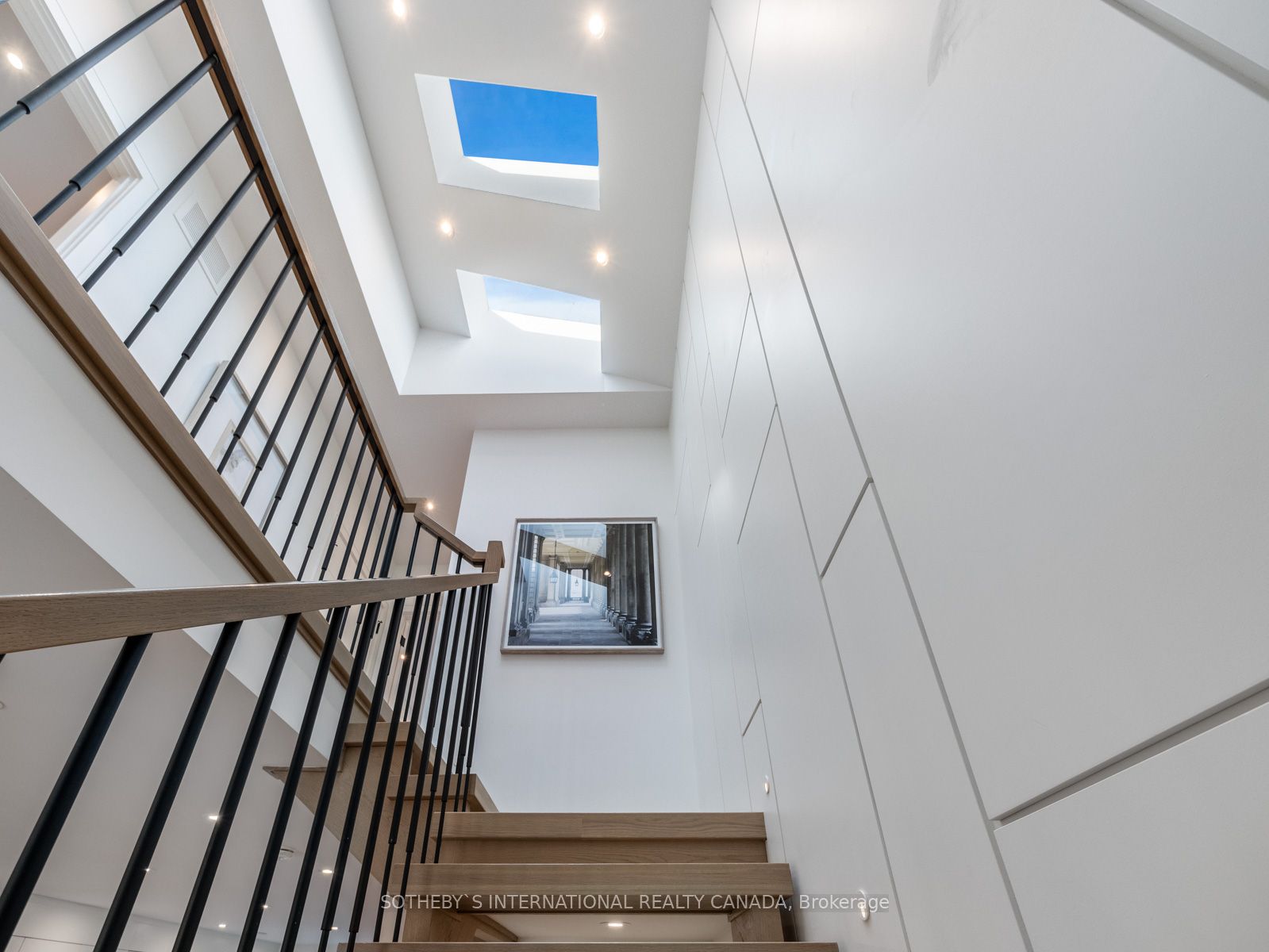 272 Cranbrooke Avenue