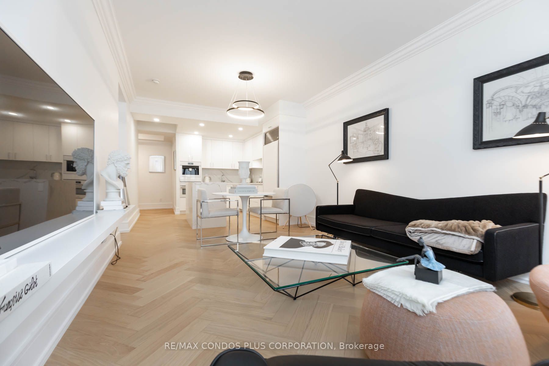 10 Bellair St, #801