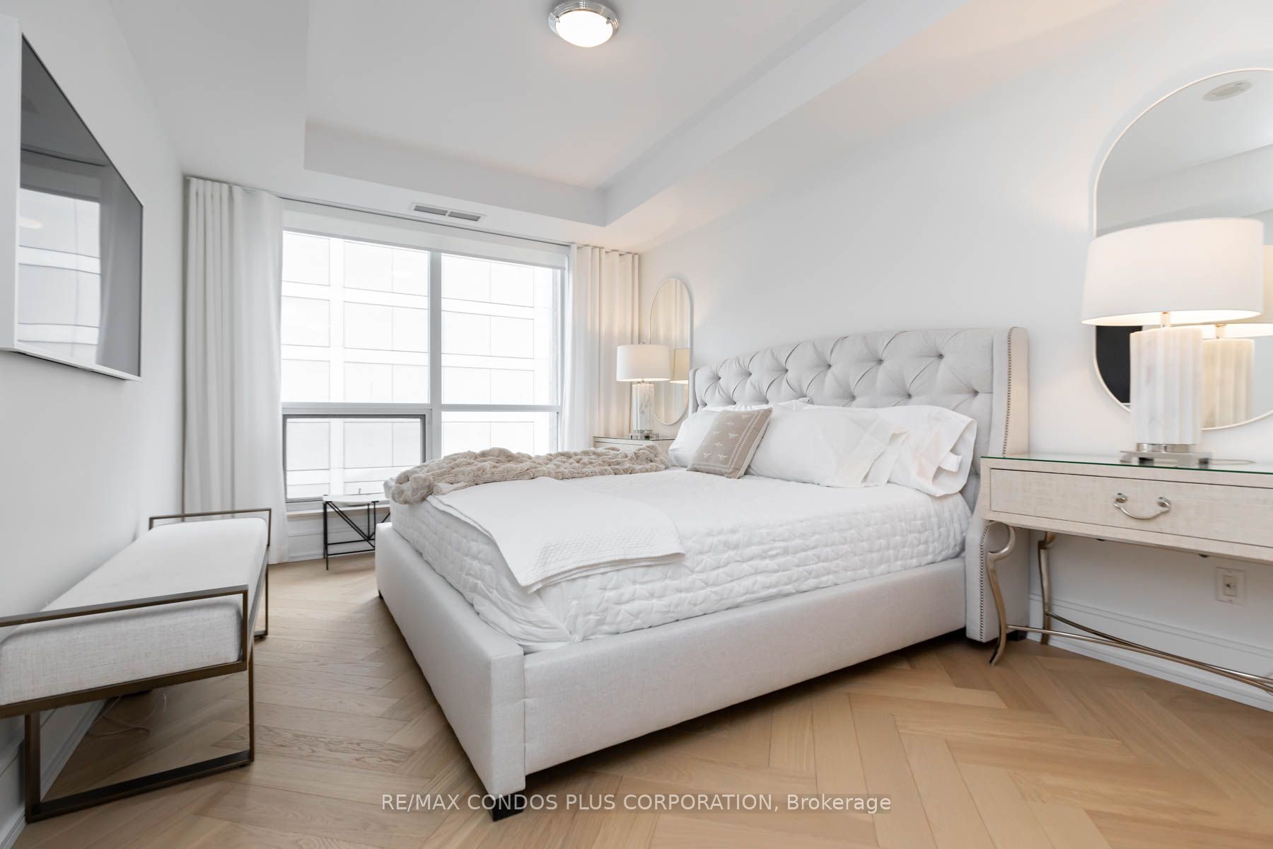 10 Bellair St, #801