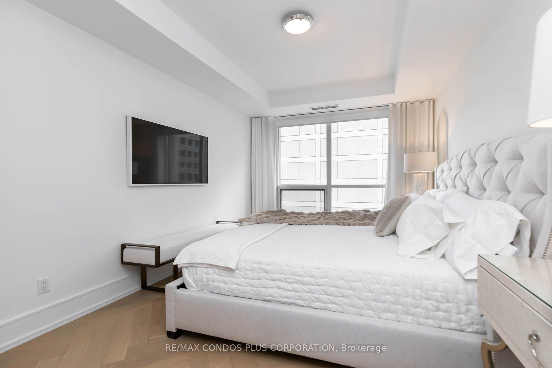 10 Bellair St, #801