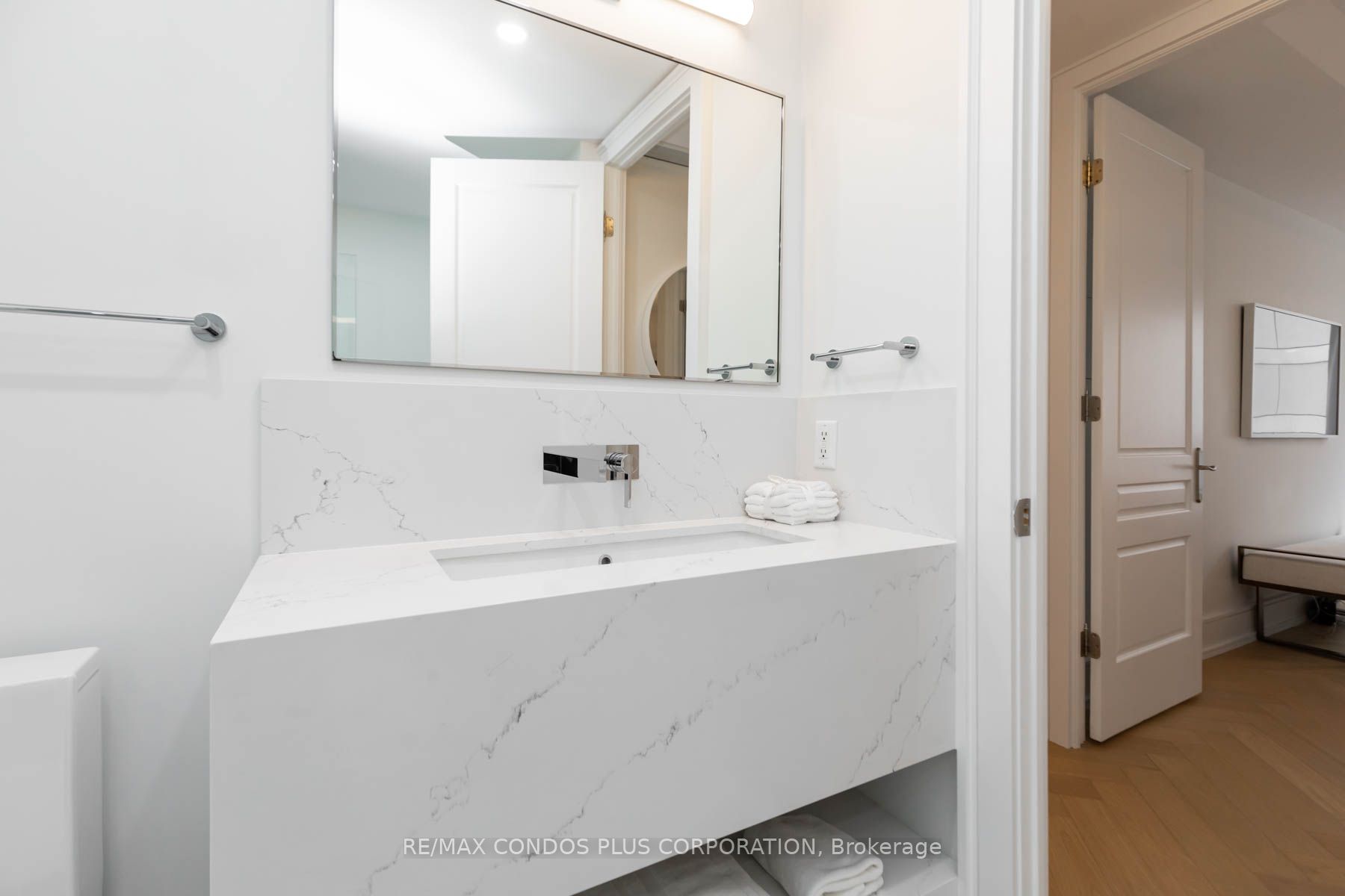 10 Bellair St, #801