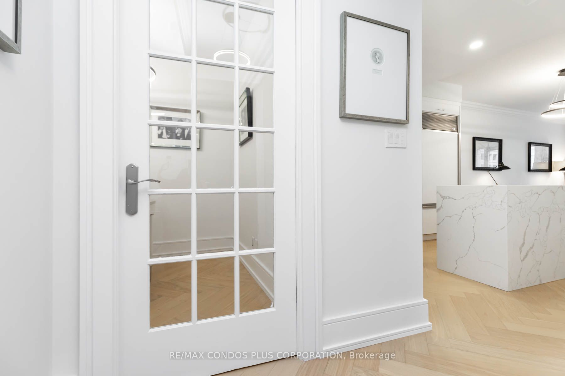 10 Bellair St, #801
