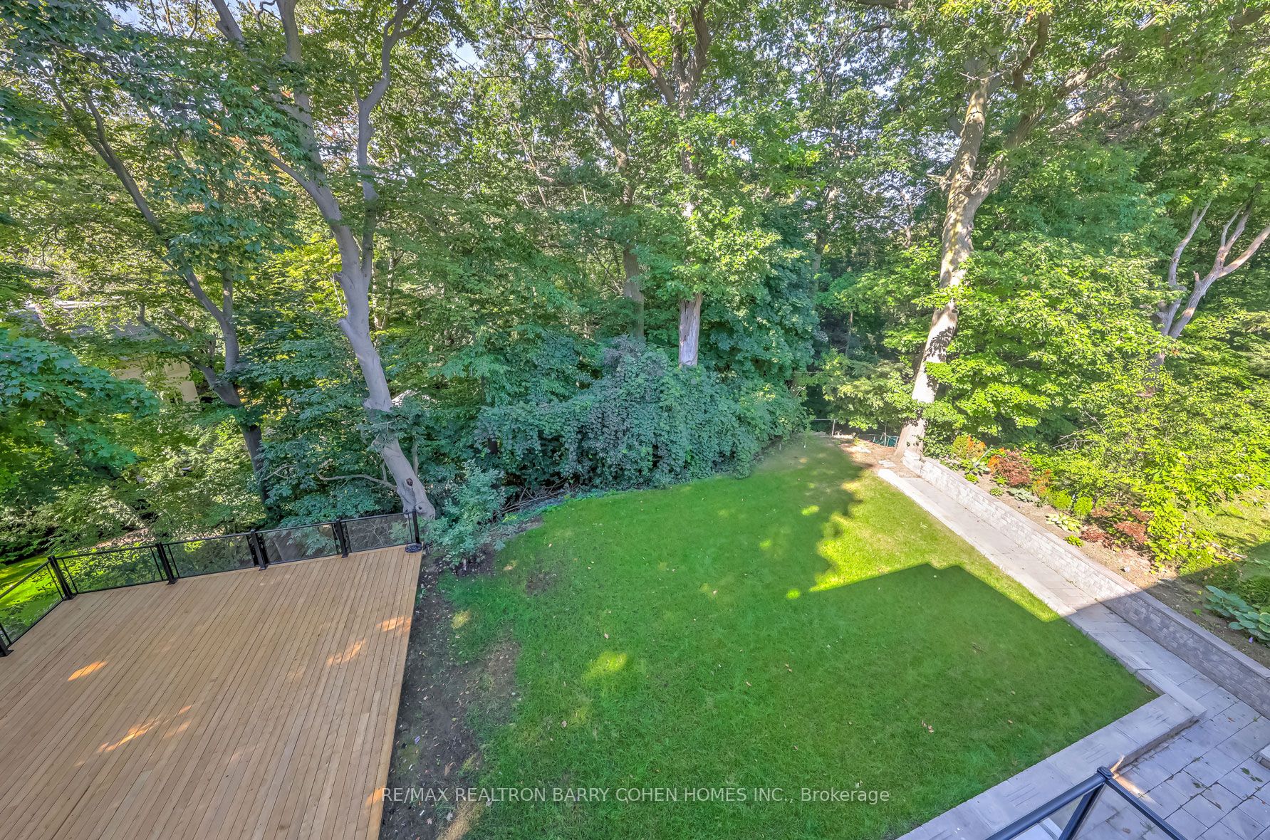 17 Artinger Court