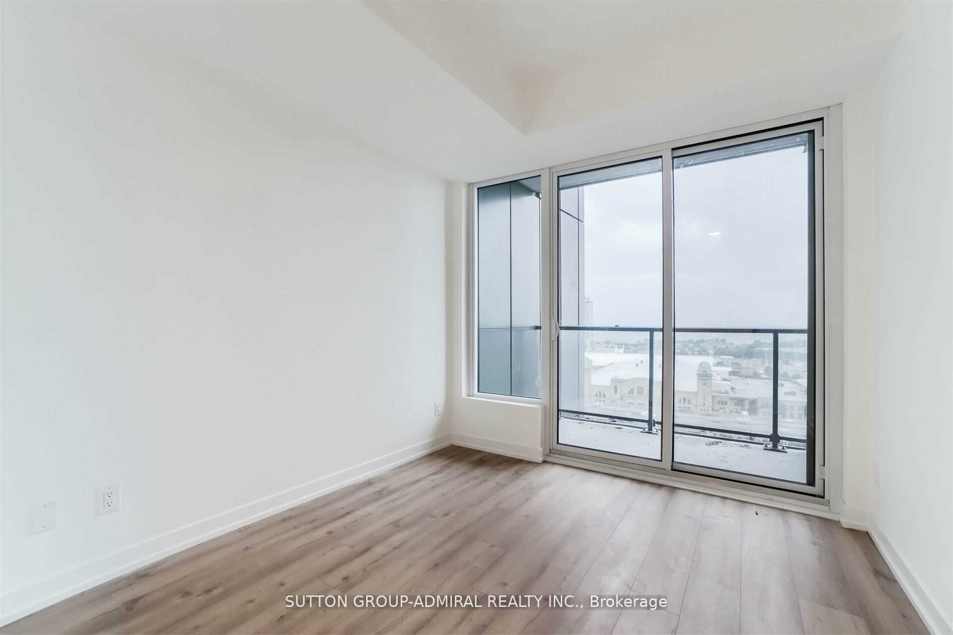 135 East Liberty Street, #1003