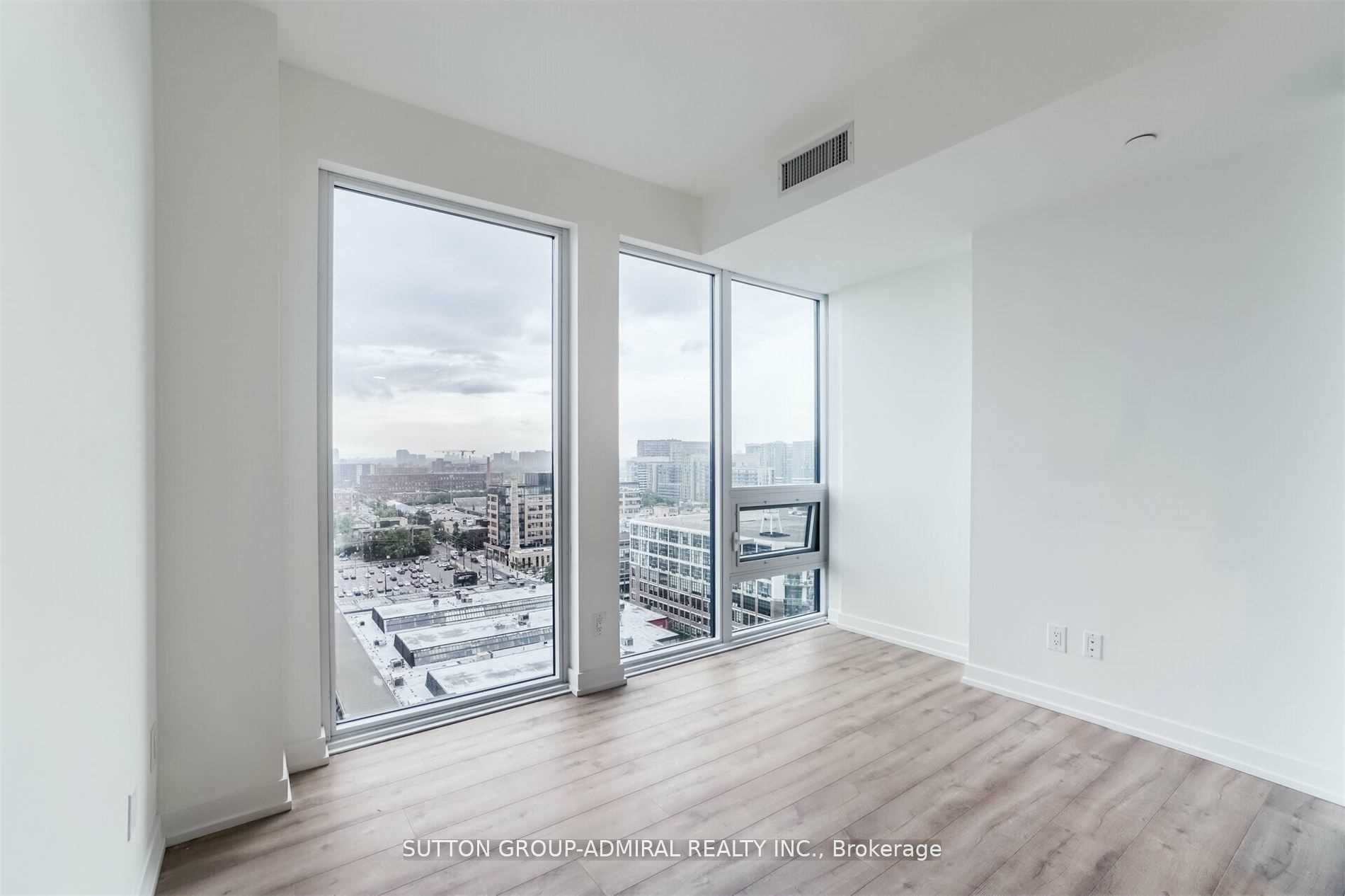 135 East Liberty Street, #1003