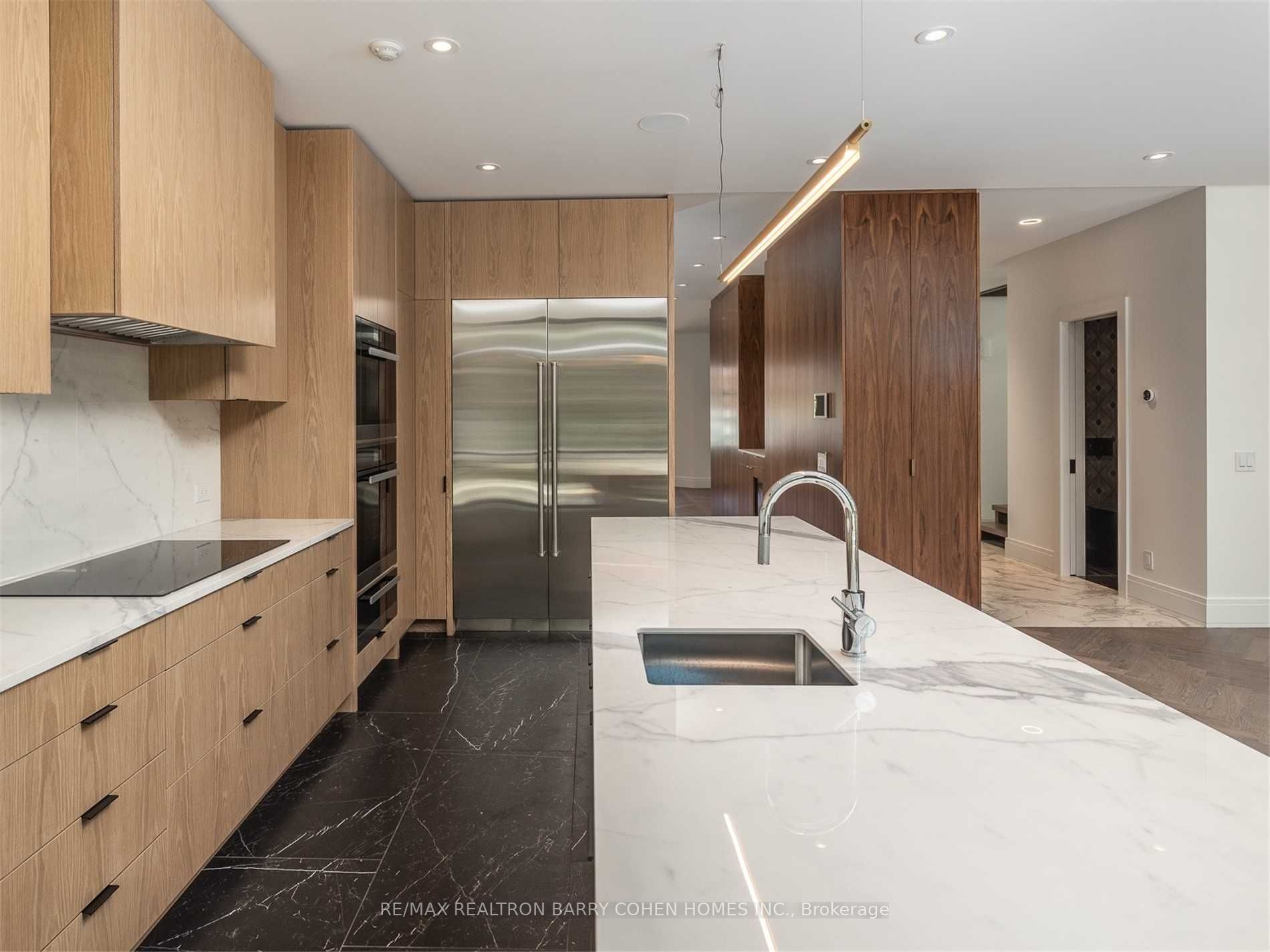 135 Crescent Road, #+ Coach