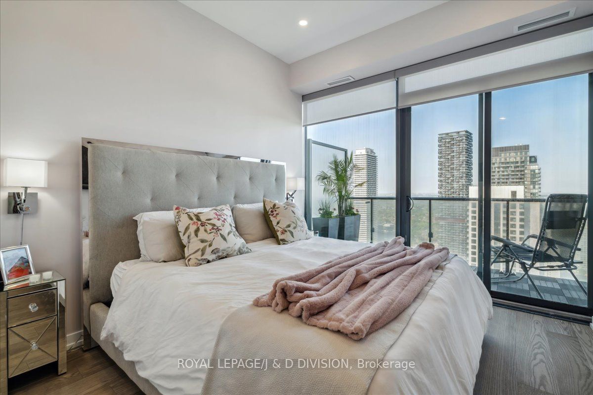 161 Roehampton Ave, #4501