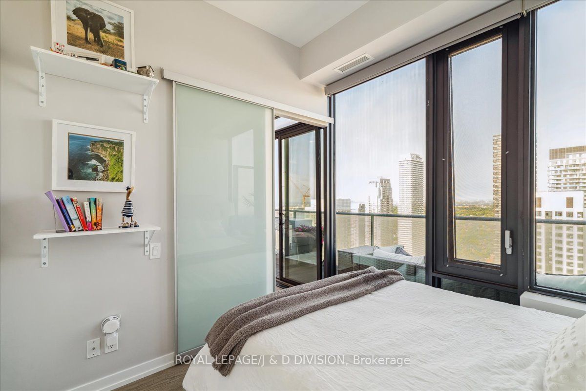 161 Roehampton Ave, #4501