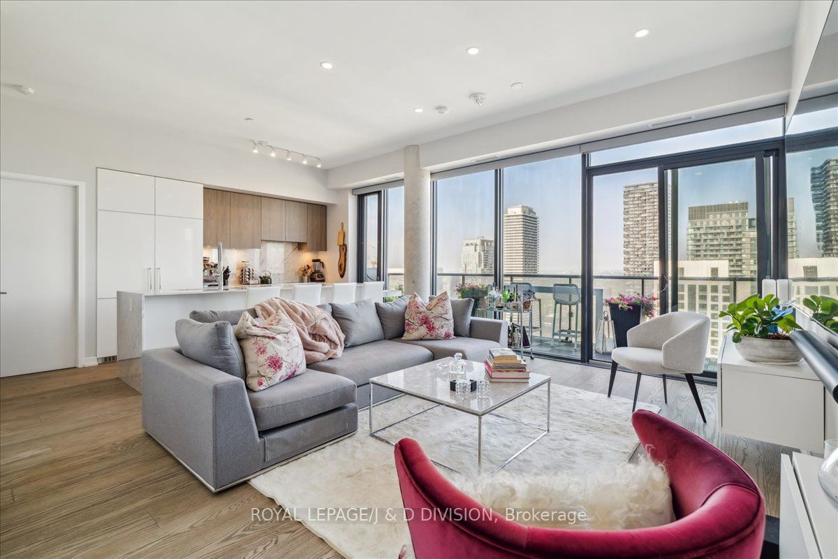 161 Roehampton Ave, #4501