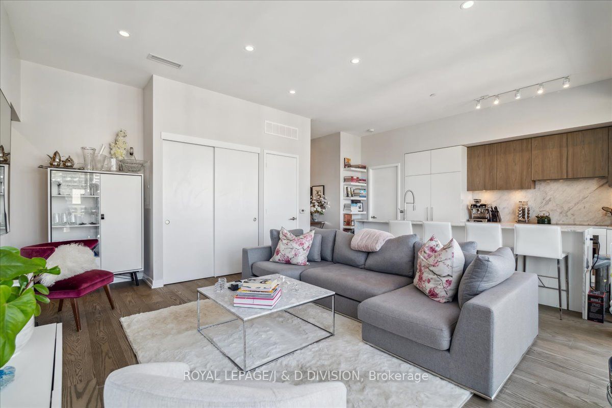 161 Roehampton Ave, #4501