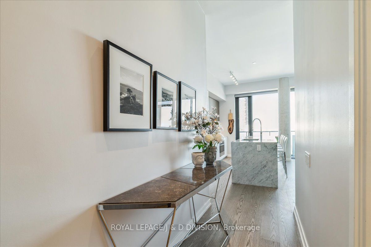 161 Roehampton Ave, #4501