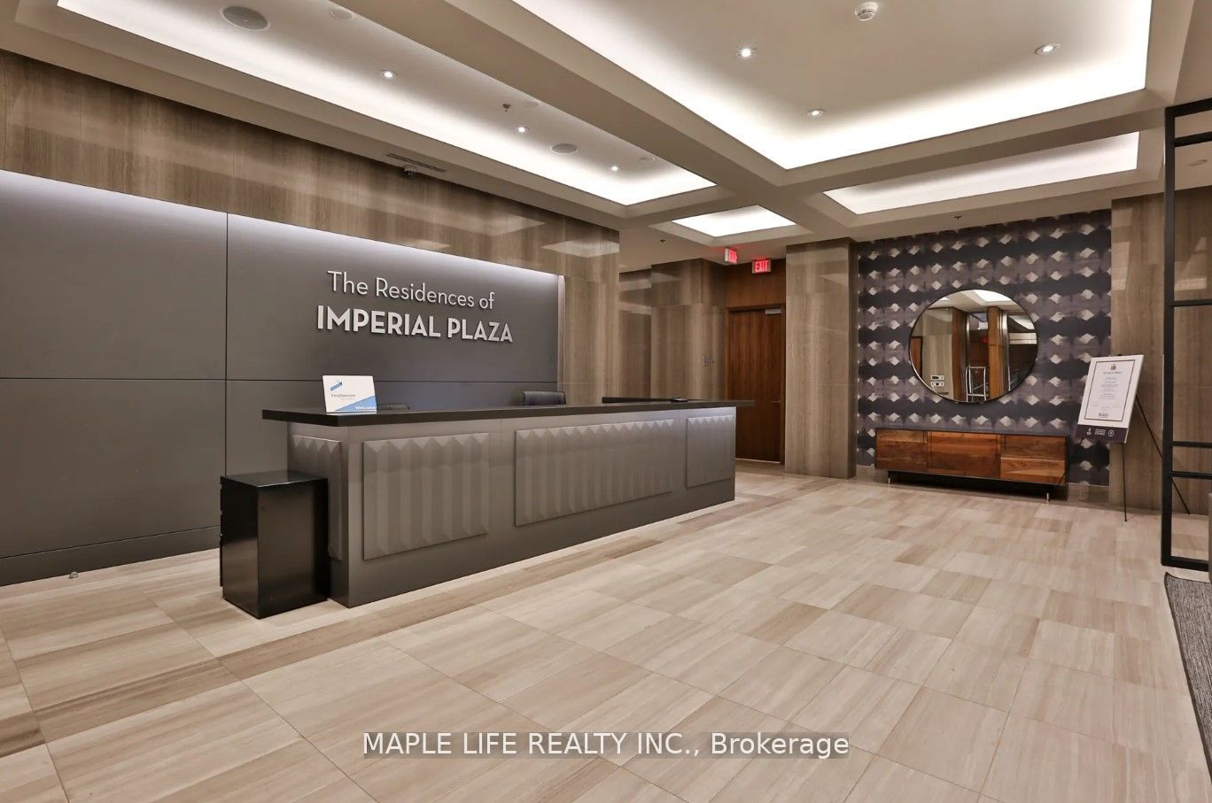 111 St Clair Ave W, #817