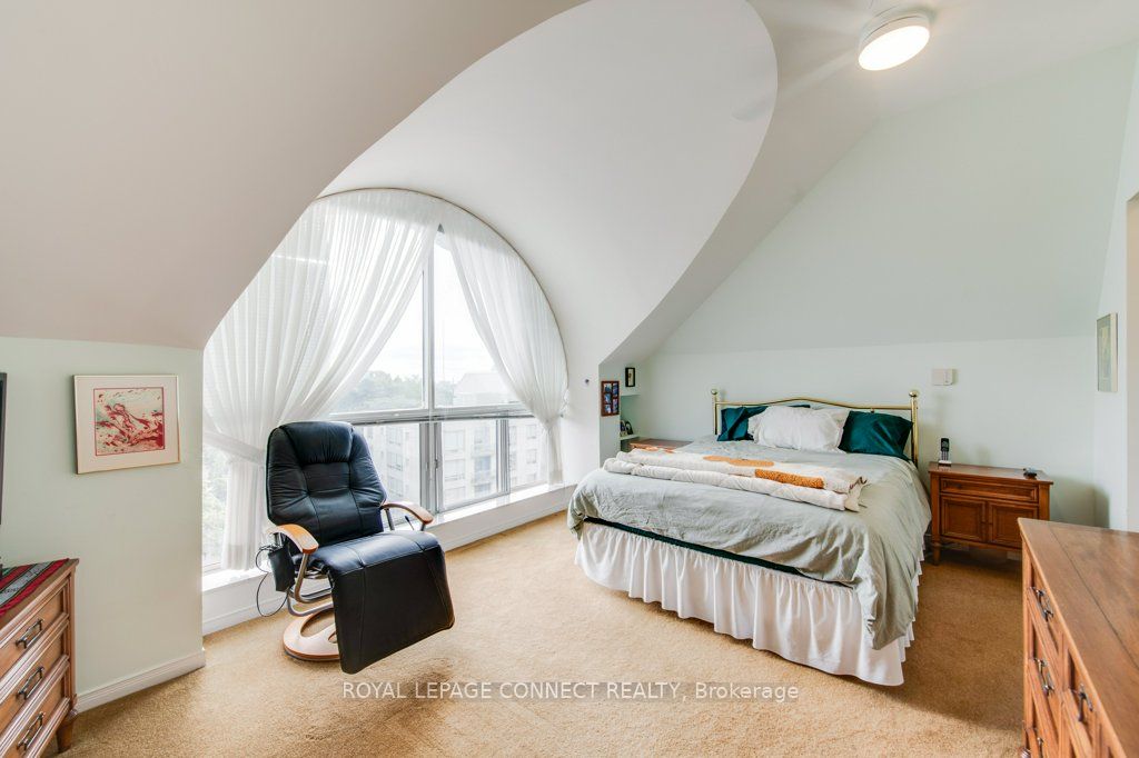 1818 Bayview Ave, #608