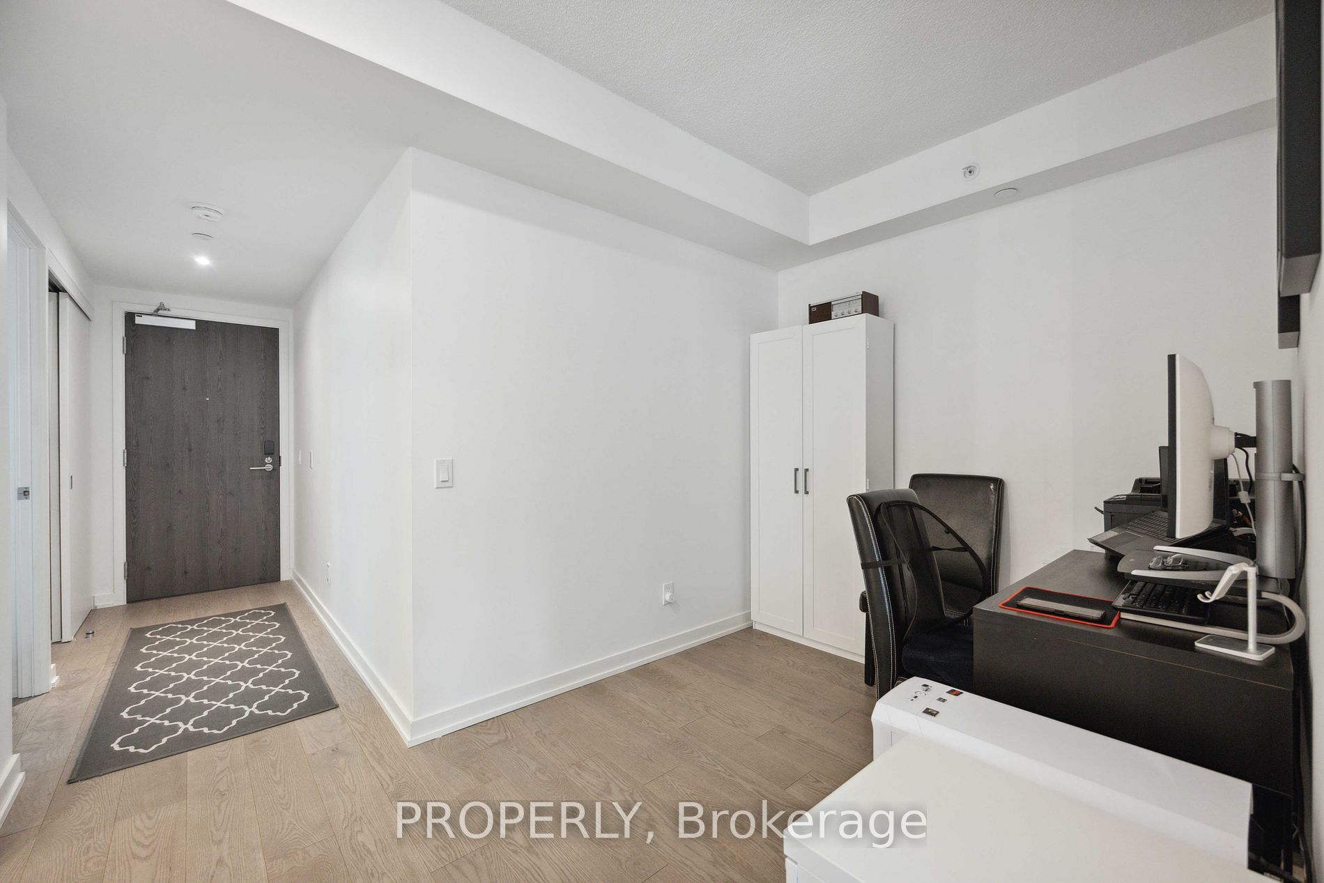 25 Richmond St E, #1105