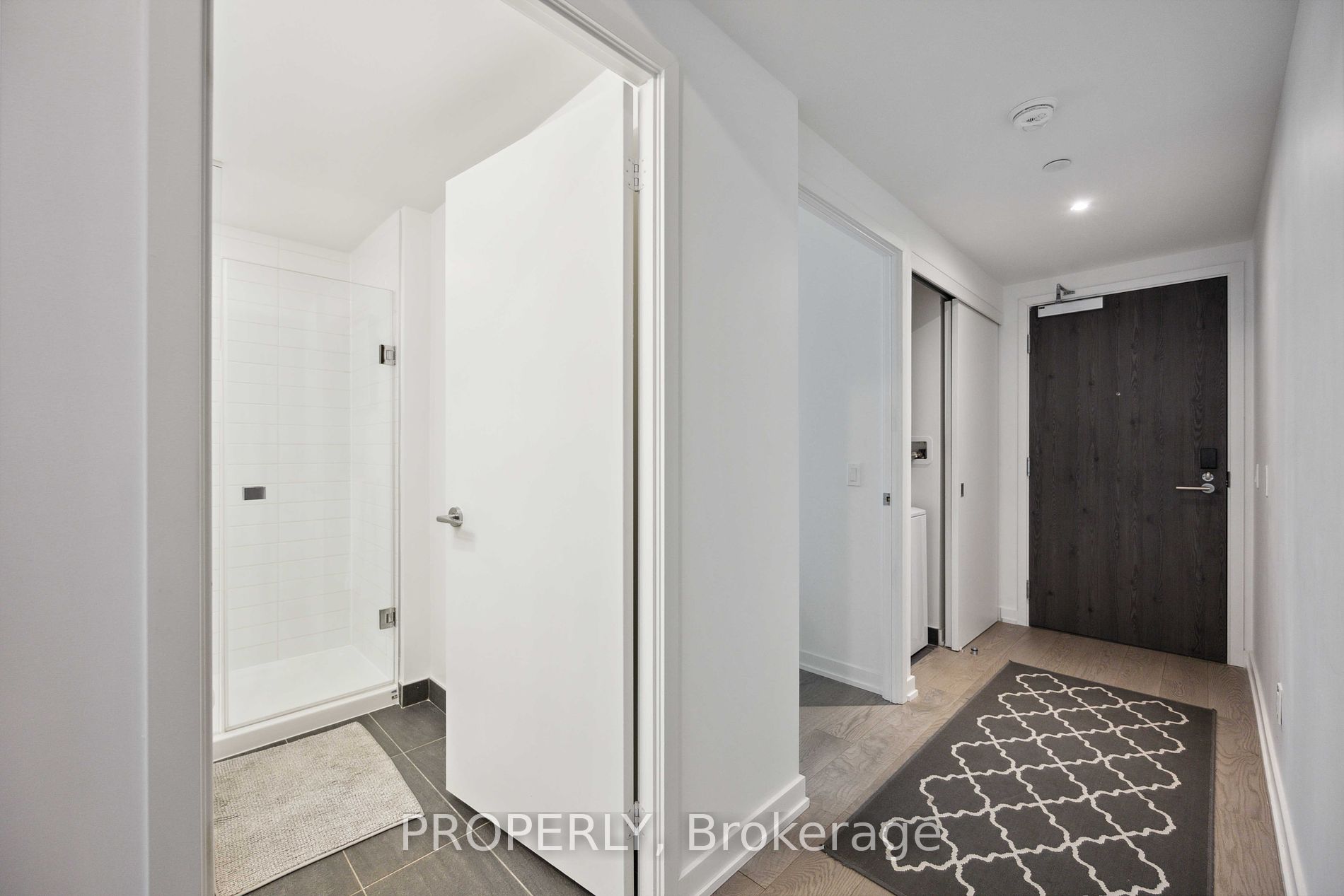 25 Richmond St E, #1105