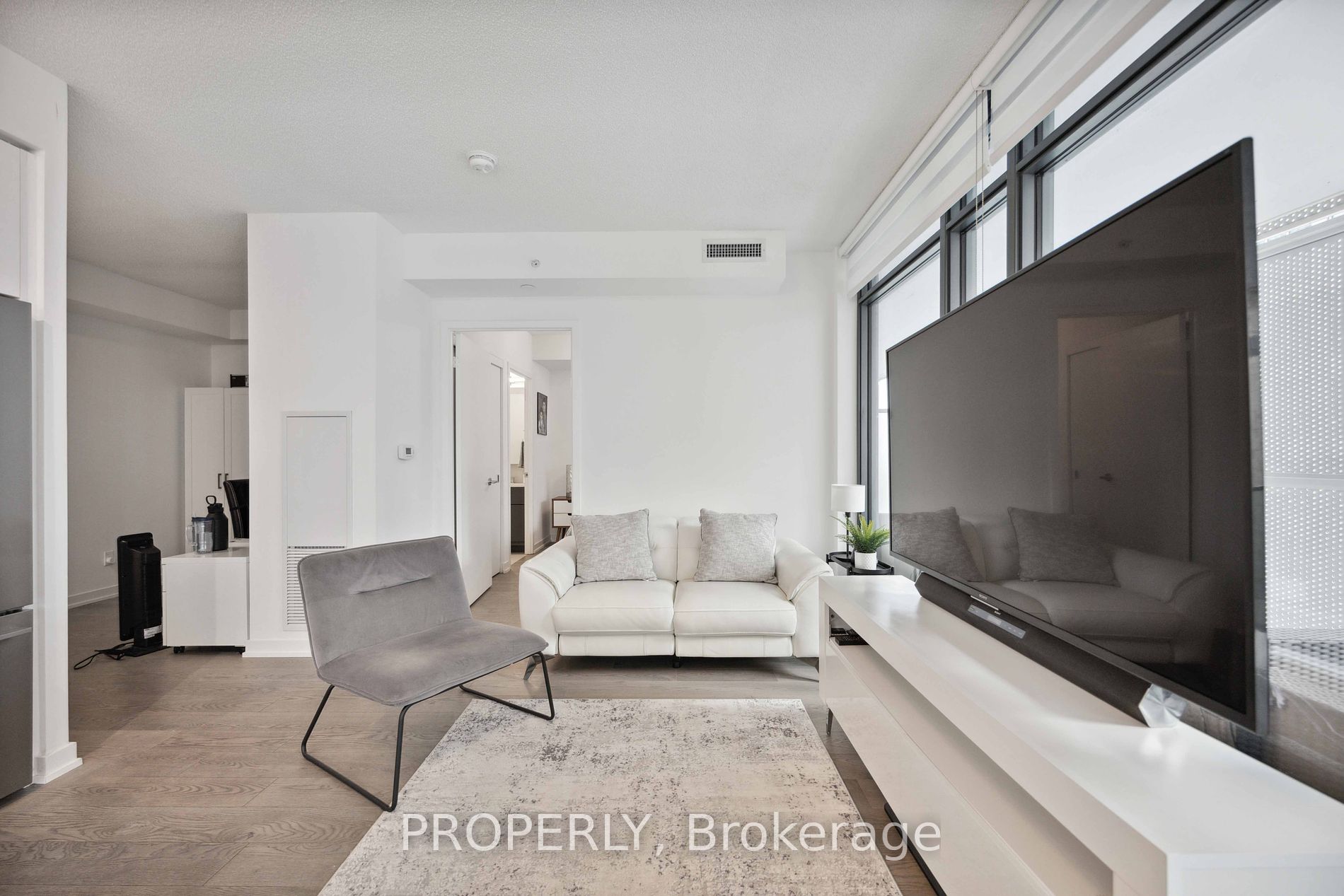 25 Richmond St E, #1105