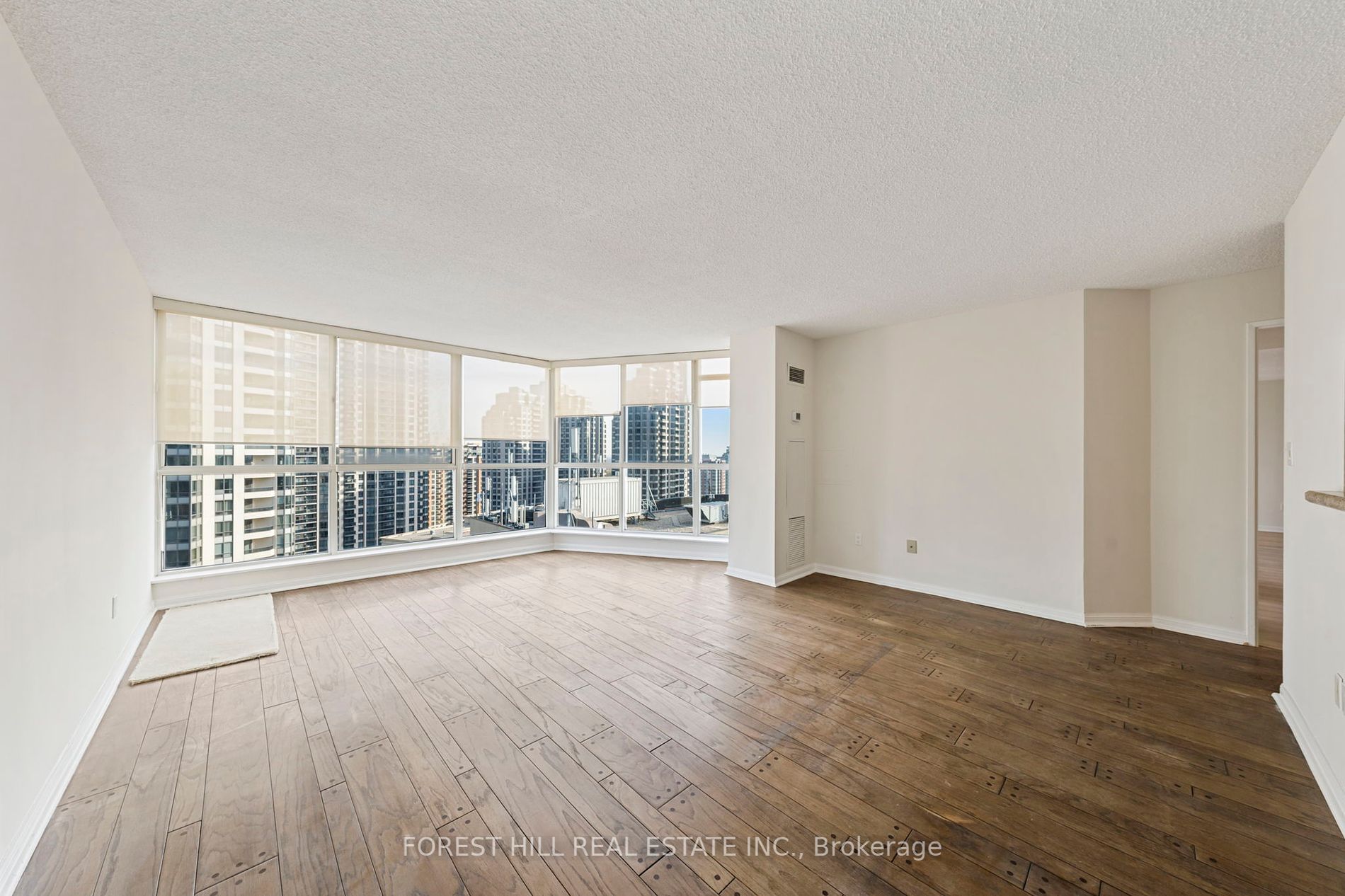 5444 Yonge Street, #1803