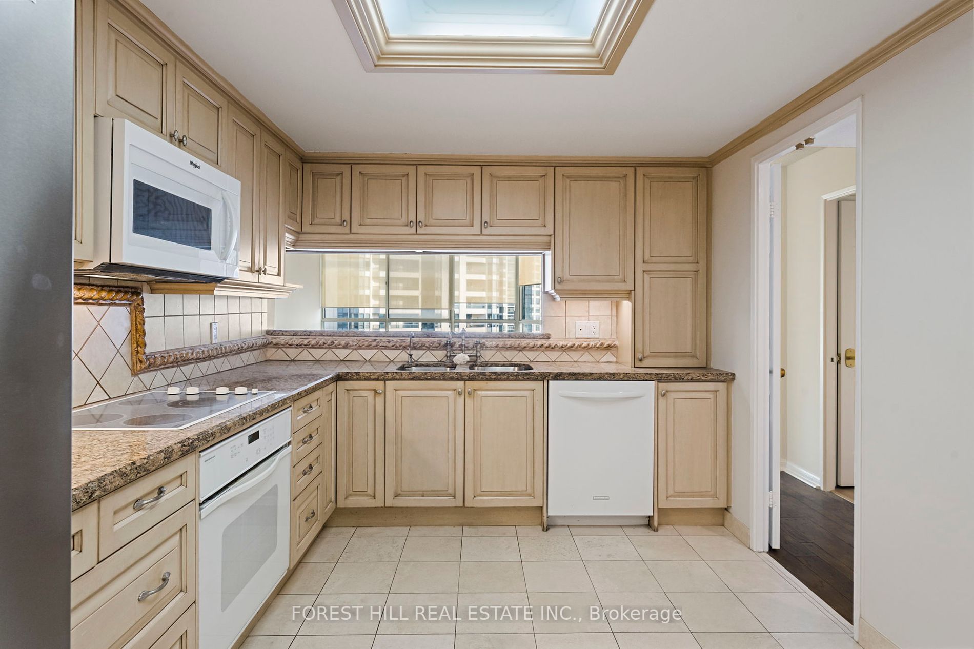 5444 Yonge Street, #1803