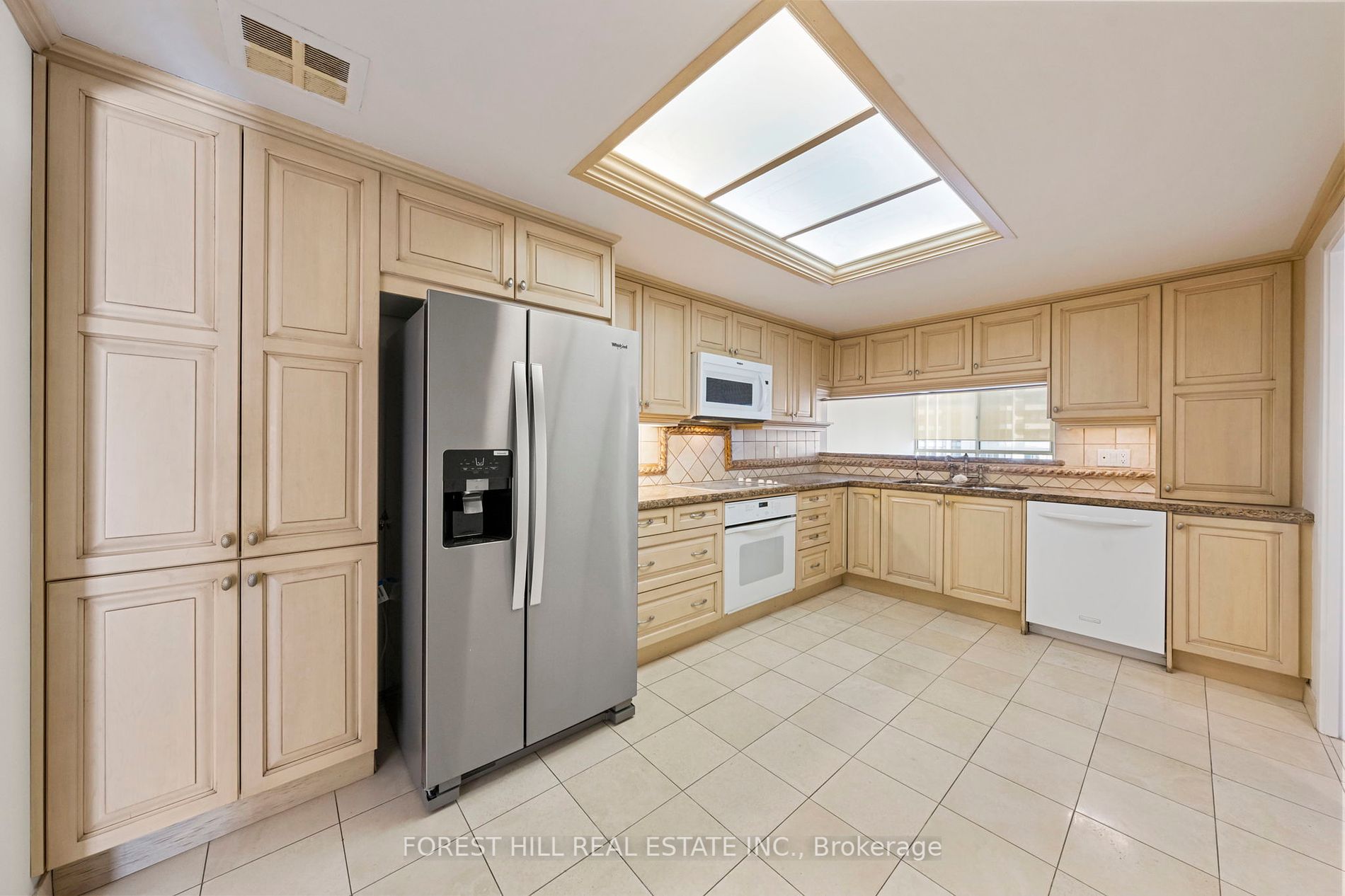5444 Yonge Street, #1803