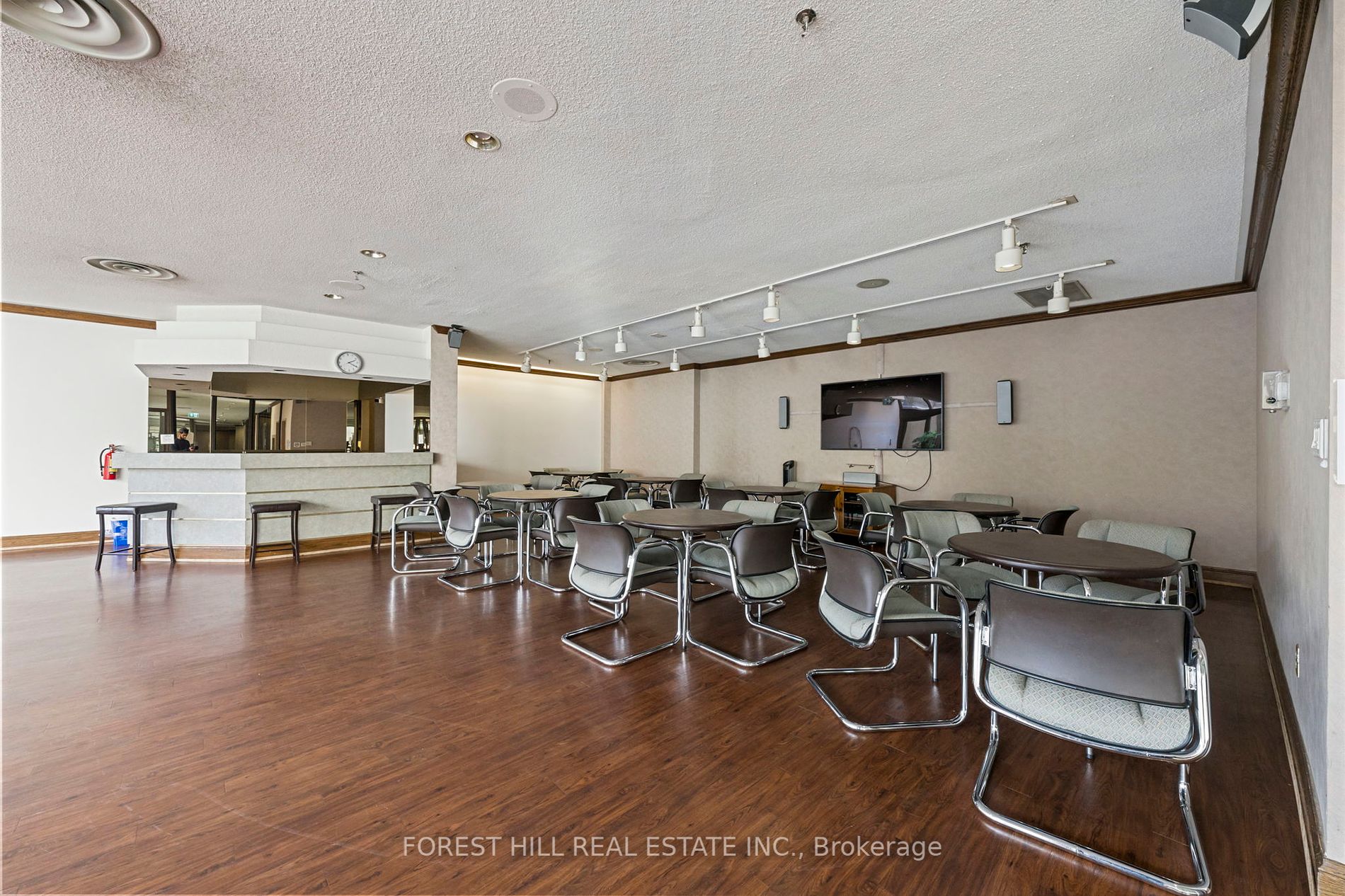 5444 Yonge Street, #1803
