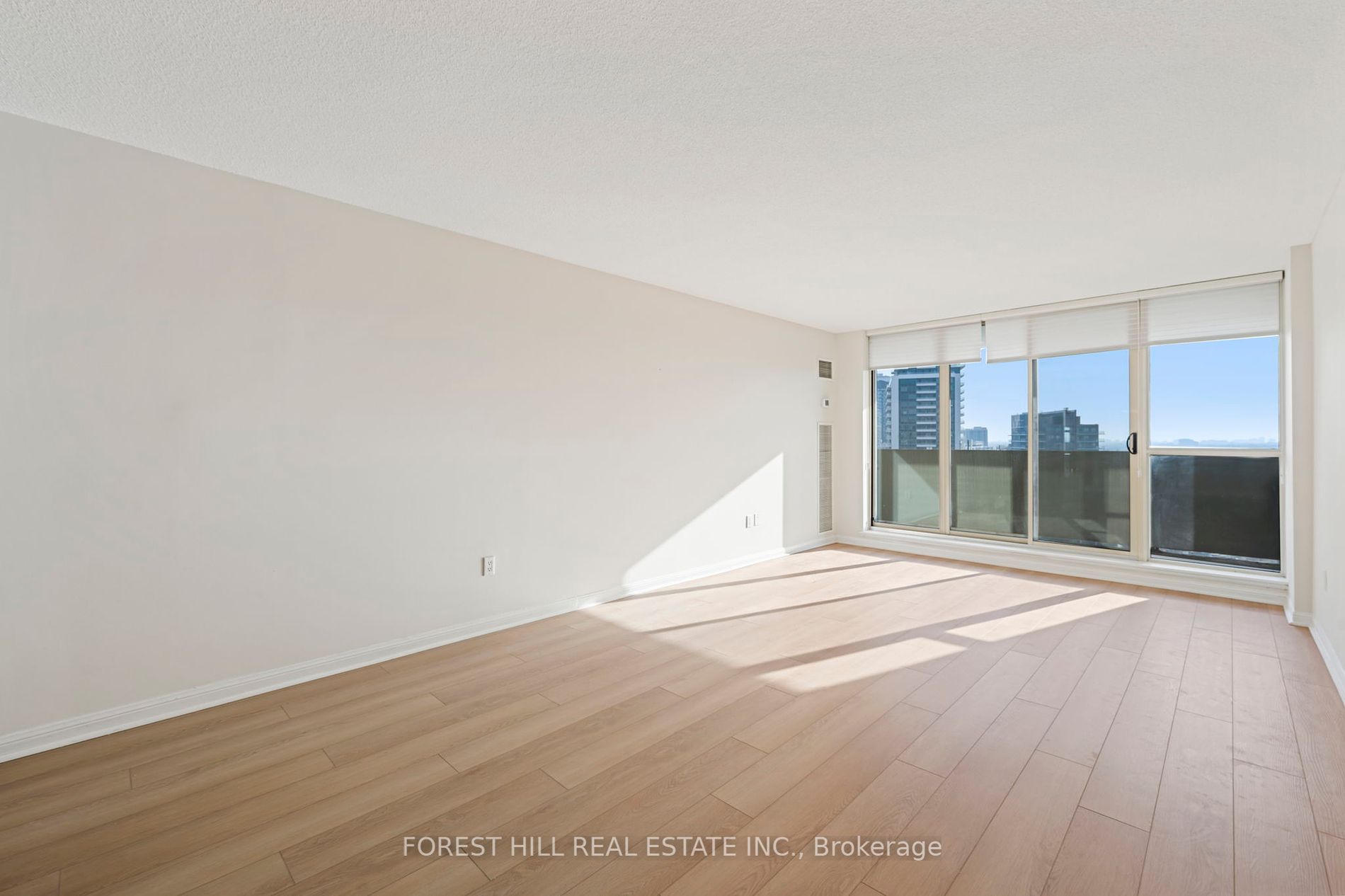 5444 Yonge Street, #1803