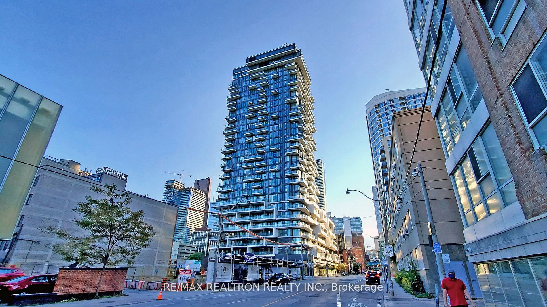 77 Shuter St, #2506