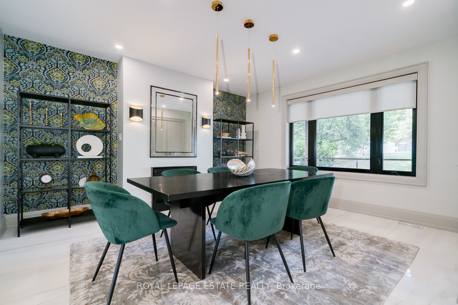 32 Servington Crescent