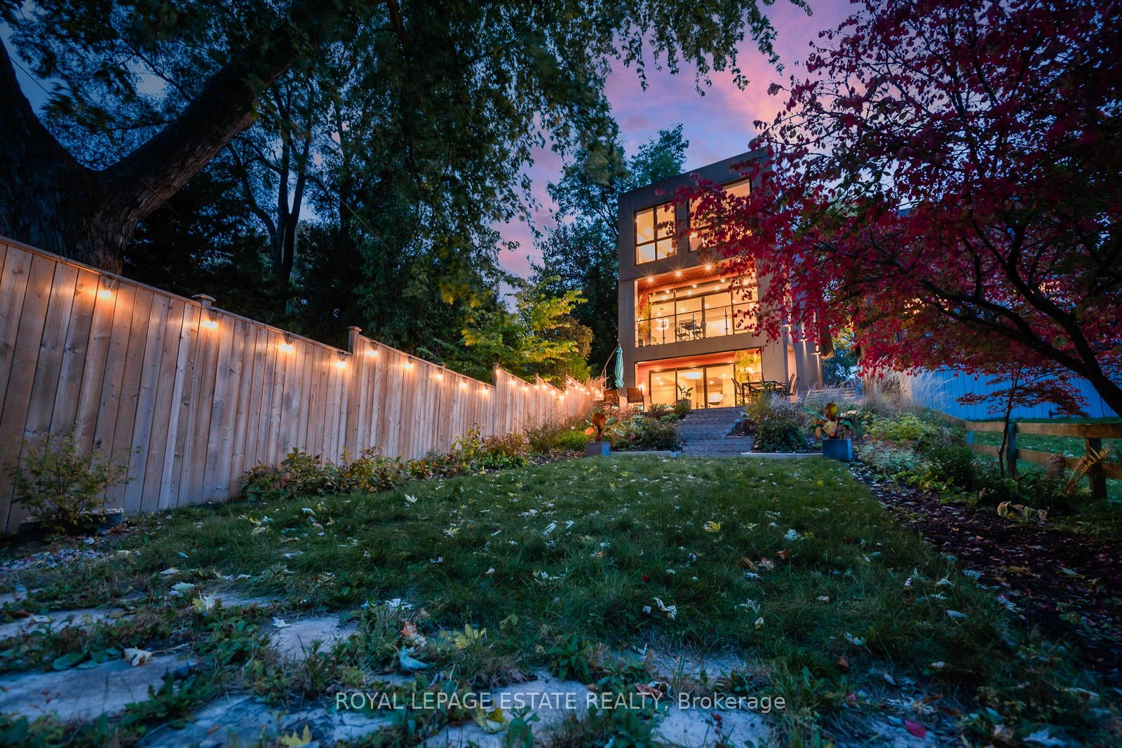 32 Servington Crescent