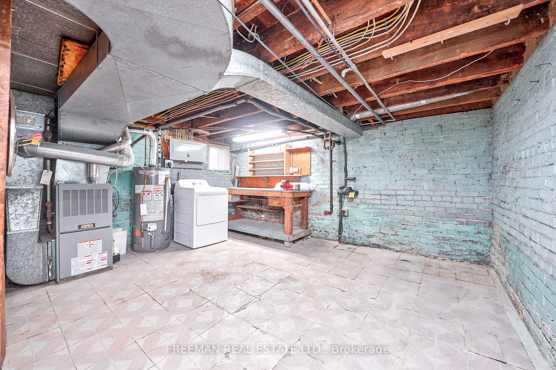68 Follis Avenue