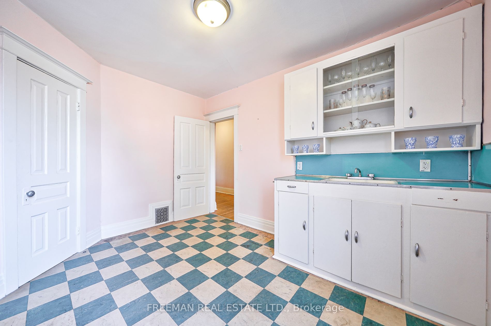 68 Follis Avenue