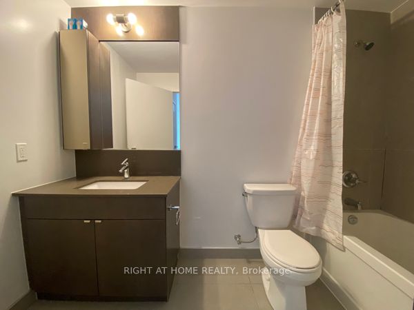 89 Dunfield Avenue, #1909
