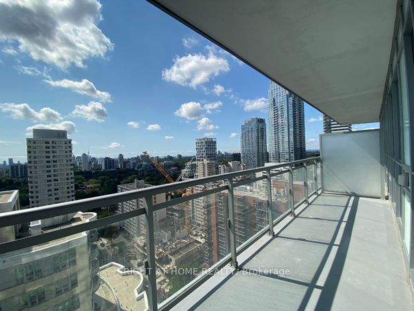 89 Dunfield Avenue, #1909