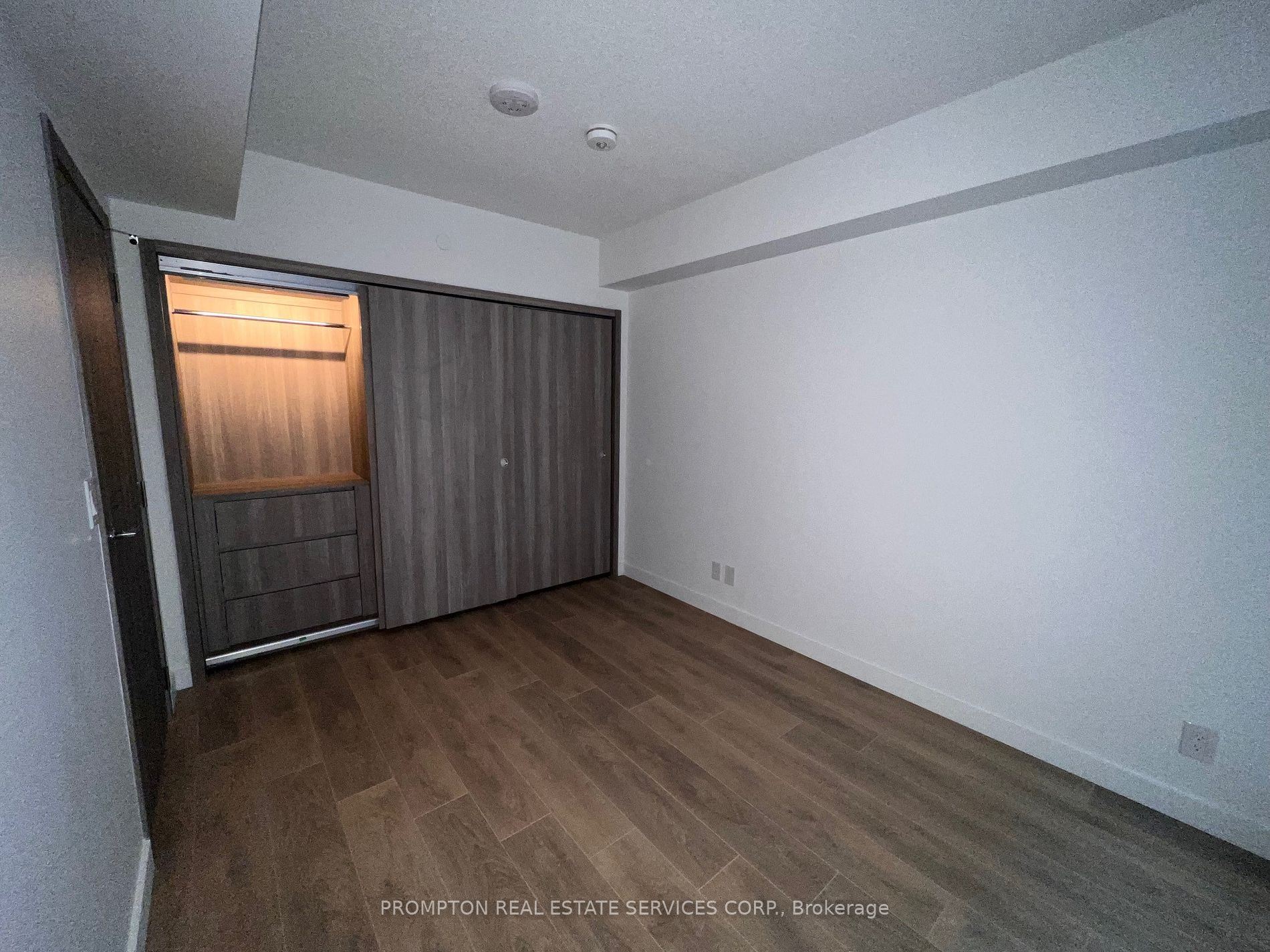 38 Widmer Street, #608