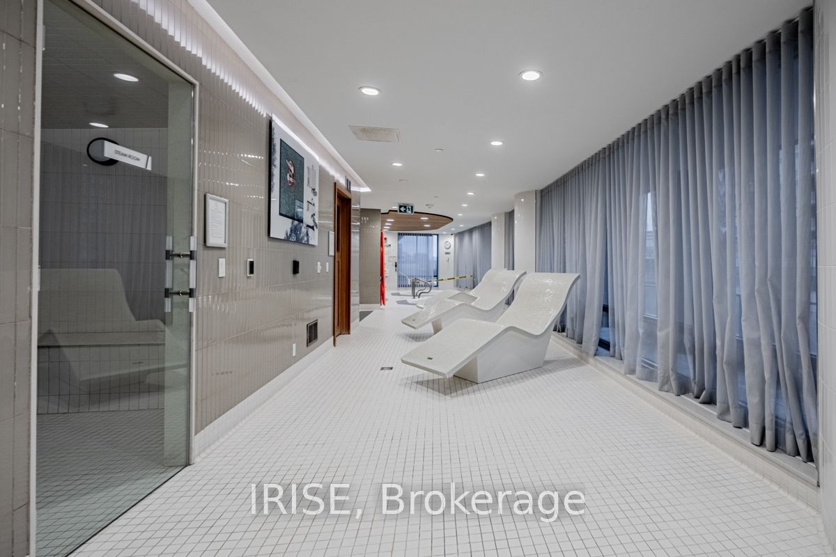 56 Forest Manor Road, #1911