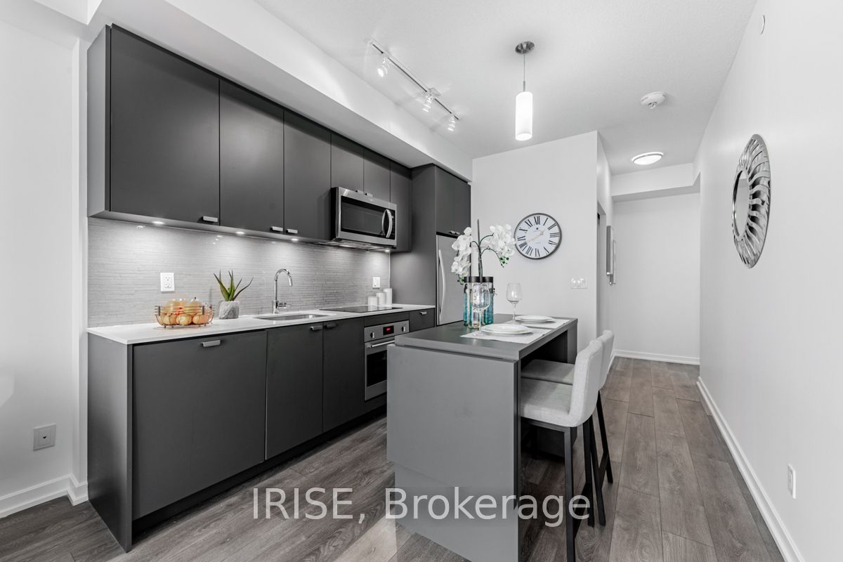 56 Forest Manor Road, #1911