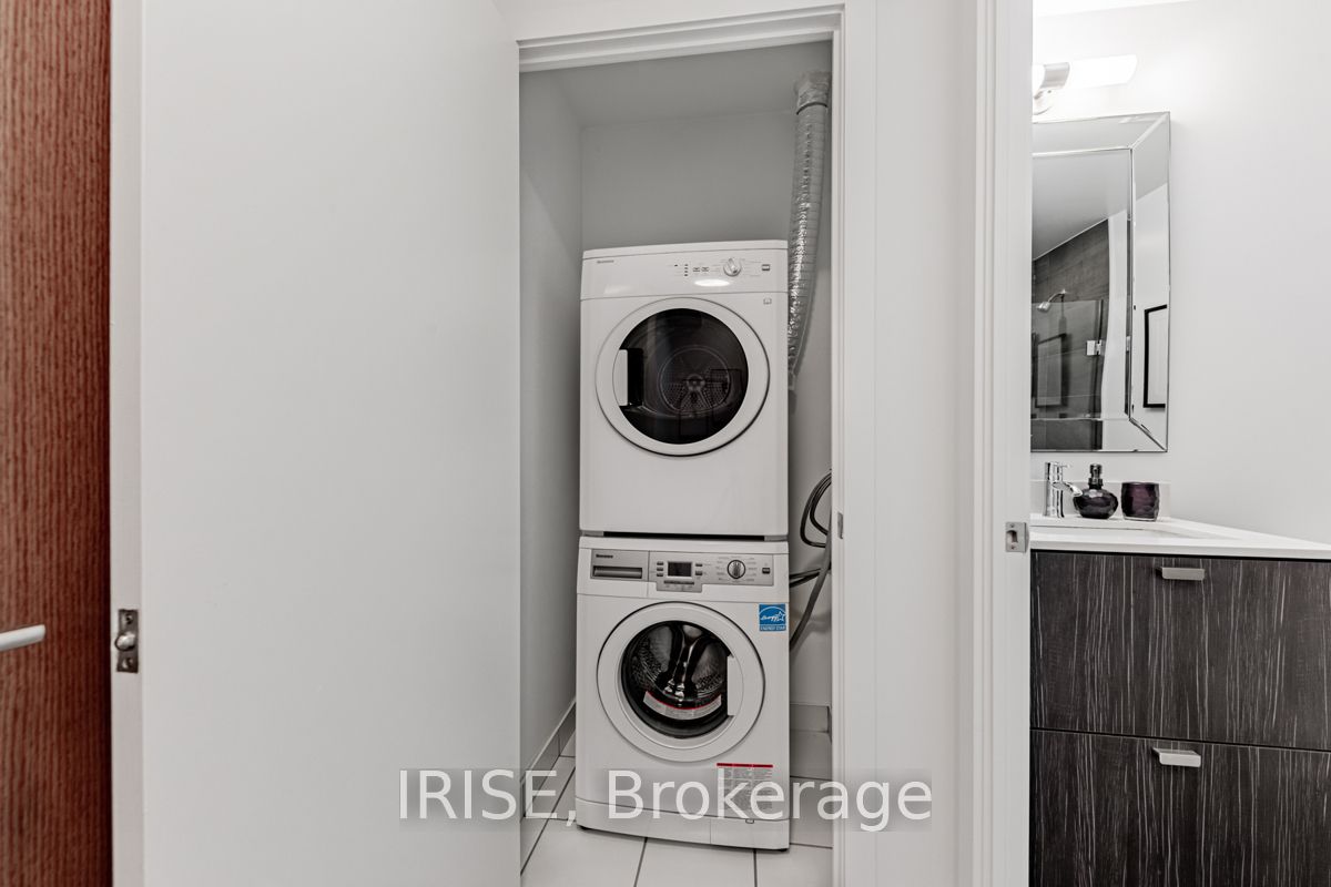 56 Forest Manor Road, #1911
