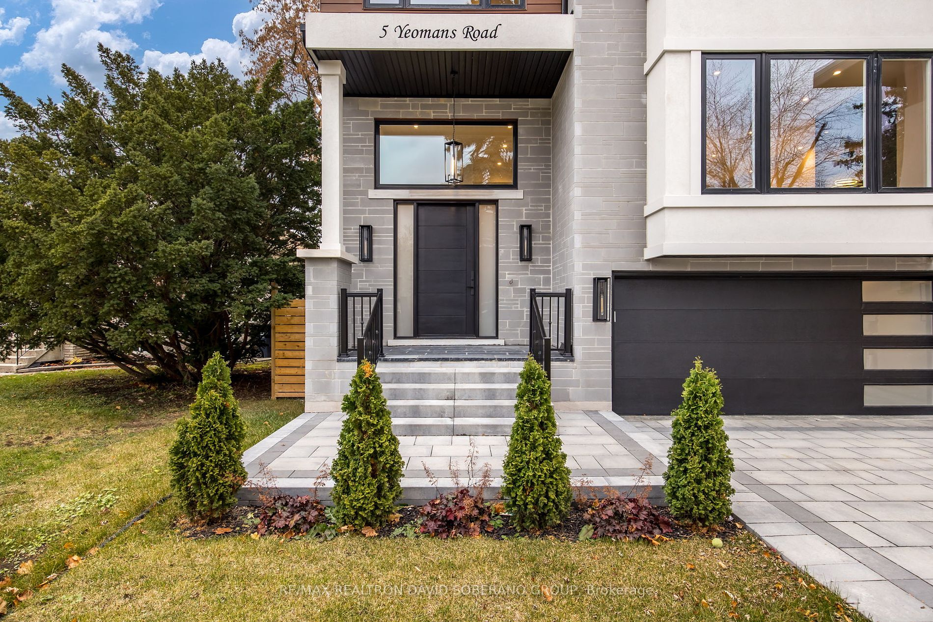 5 Yeomans Rd