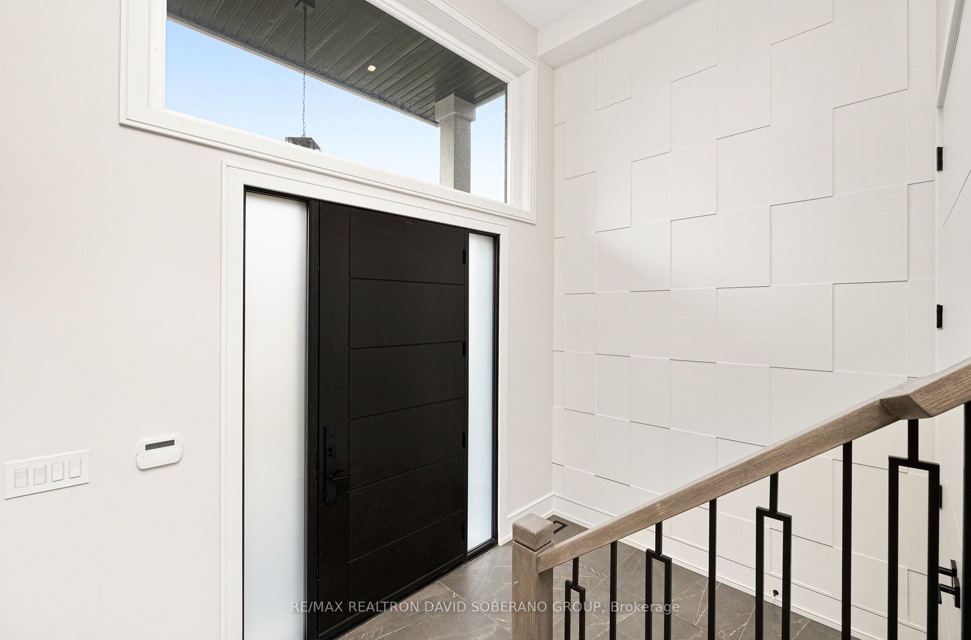 5 Yeomans Rd