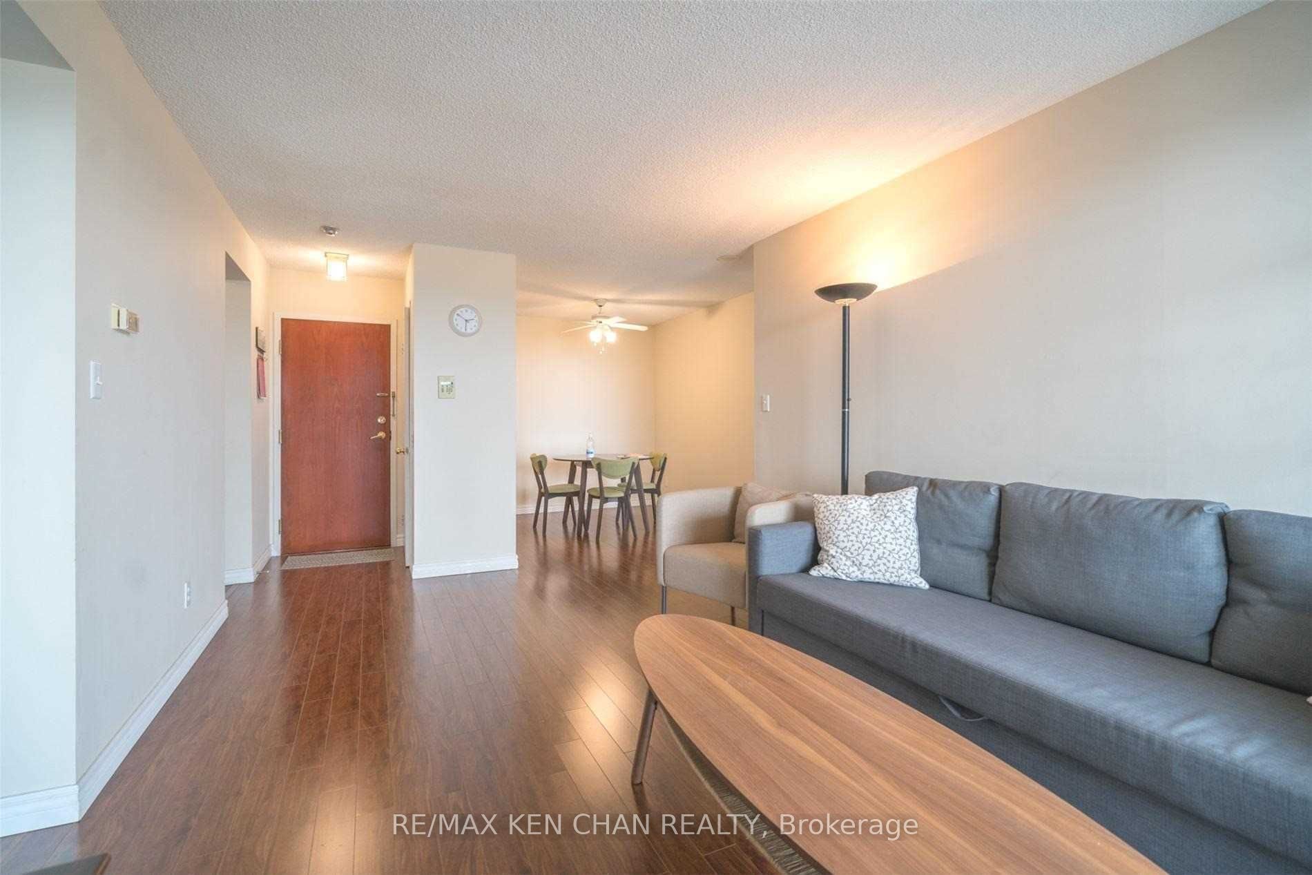 18 Hillcrest Avenue #Ph204